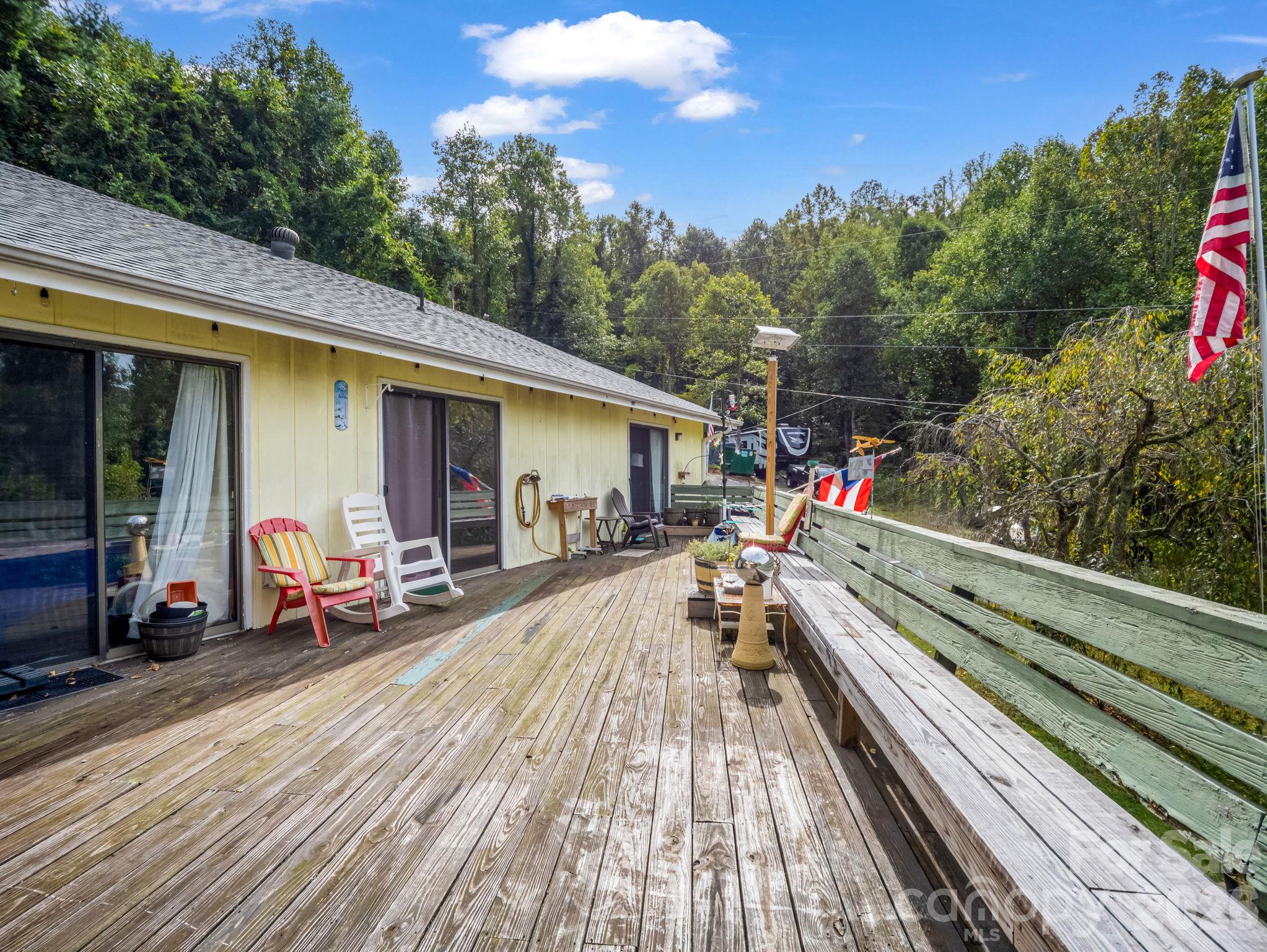 Deck - 48 Roberts Cove Road, Weaverville