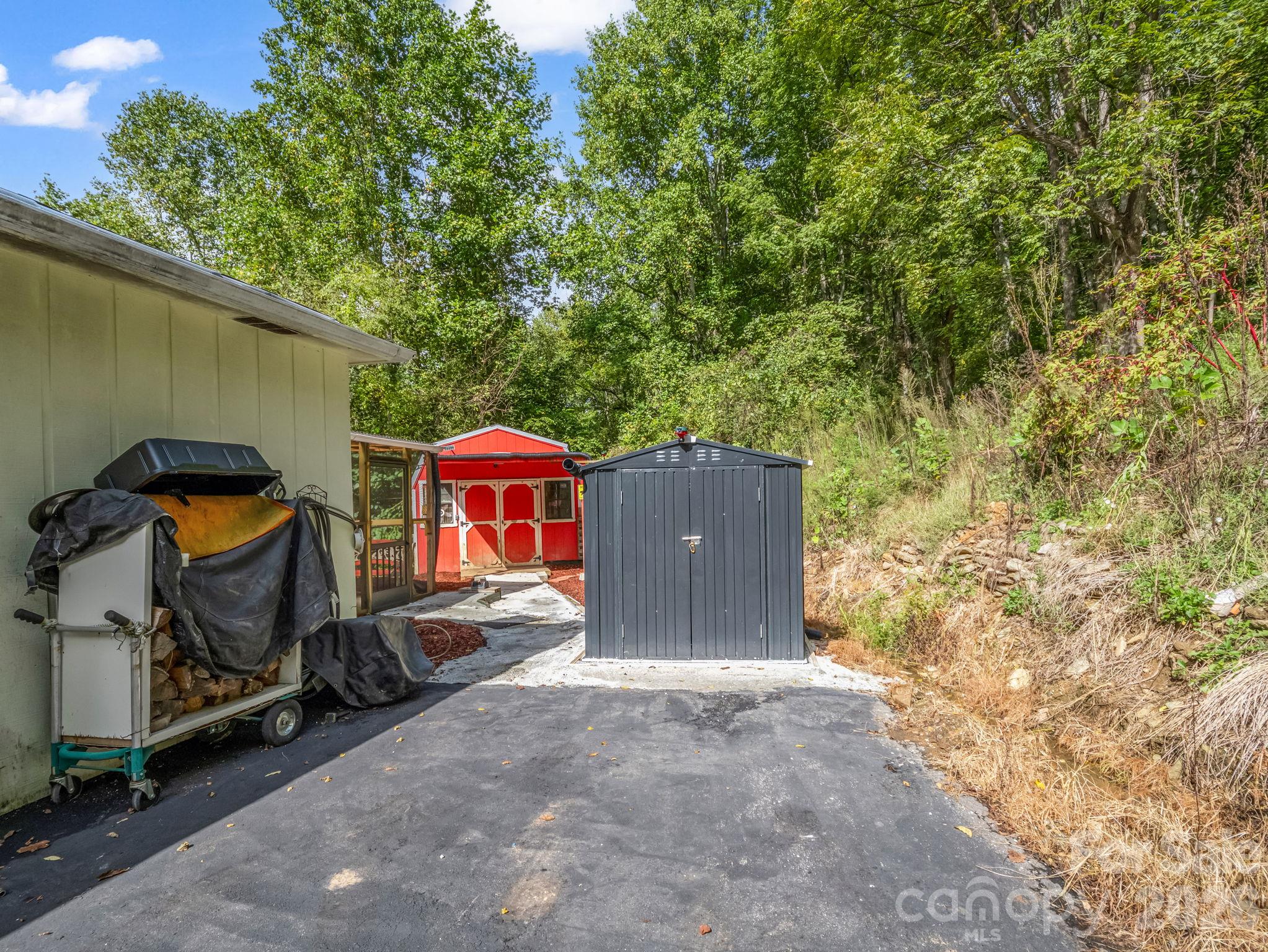 Single Family Residence at 48 Roberts Cove Road, Weaverville, photo 39 of 48