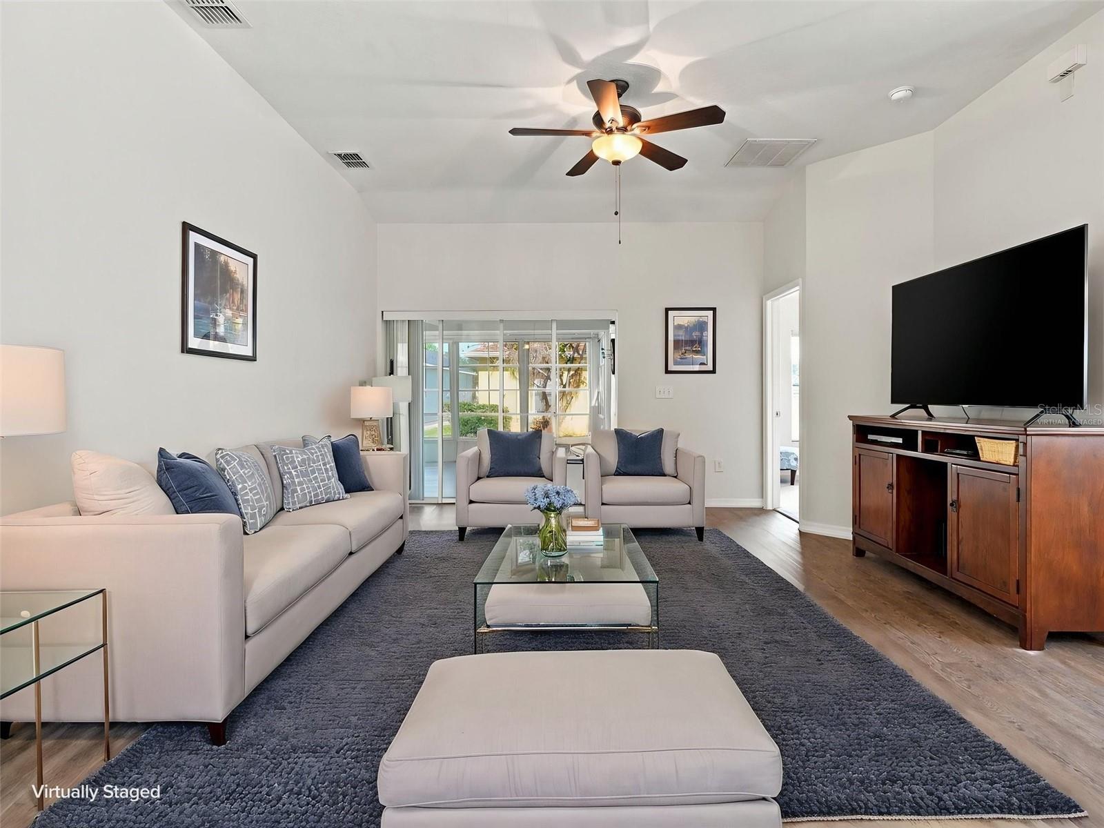 Virtually Staged - 9608 ROLLING CIR, SAN ANTONIO