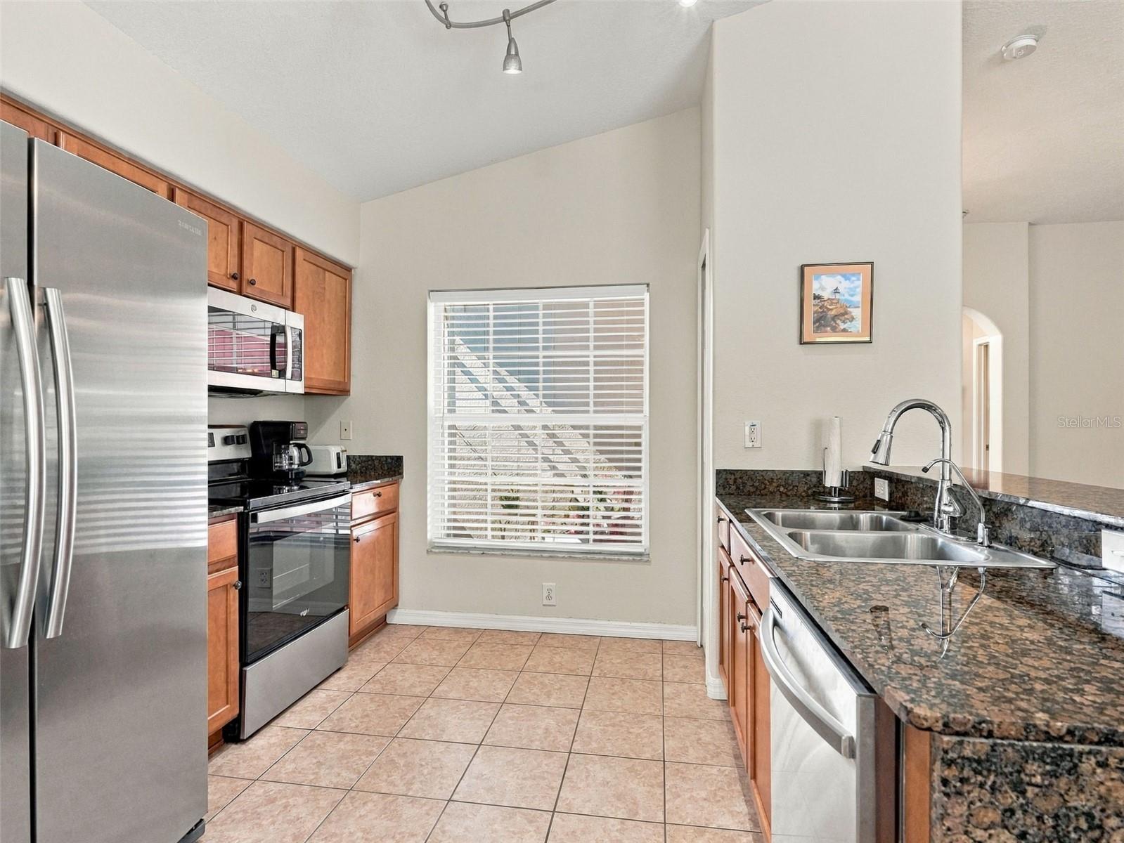 Single Family Residence at 9608 ROLLING CIR, SAN ANTONIO, photo 13 of 48