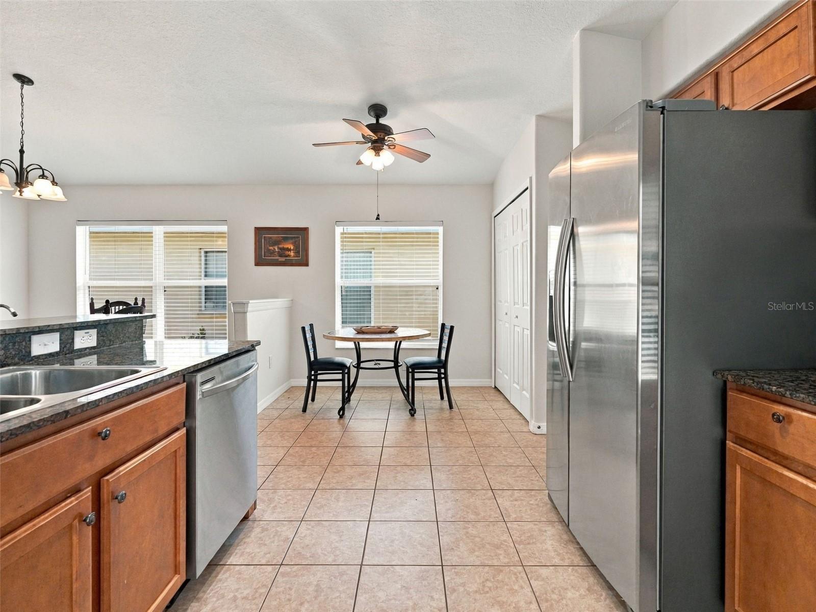 Single Family Residence at 9608 ROLLING CIR, SAN ANTONIO, photo 16 of 48