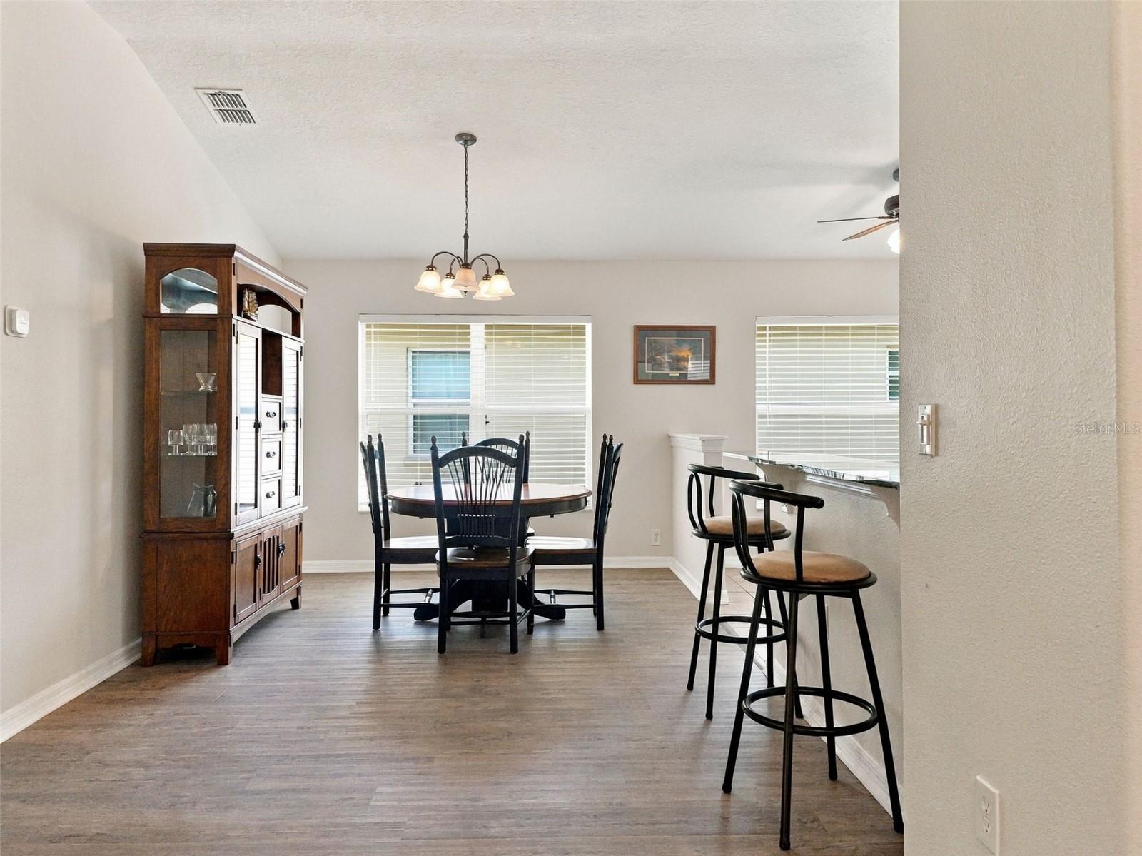 Single Family Residence at 9608 ROLLING CIR, SAN ANTONIO, photo 18 of 48