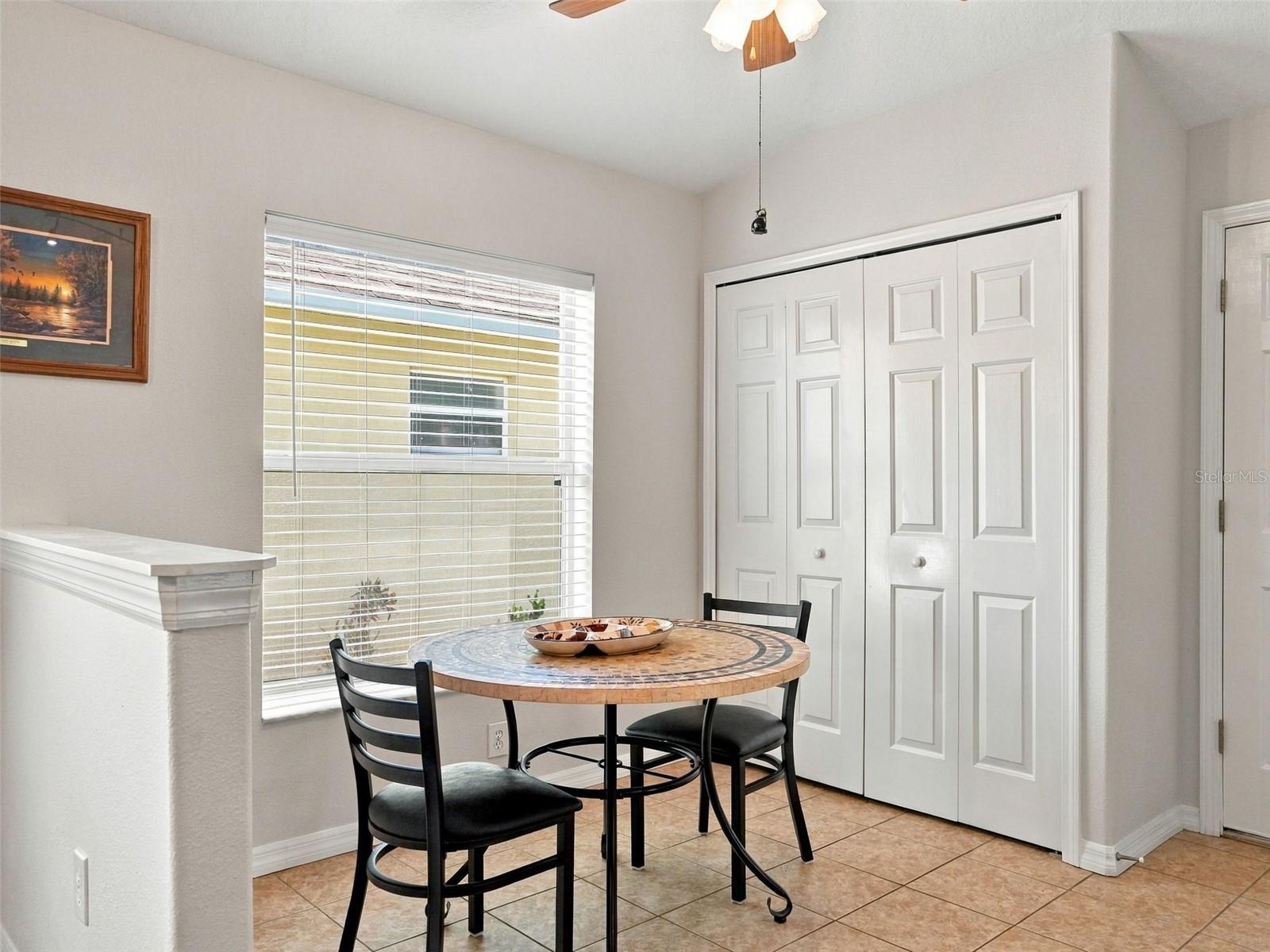 Single Family Residence at 9608 ROLLING CIR, SAN ANTONIO, photo 19 of 48