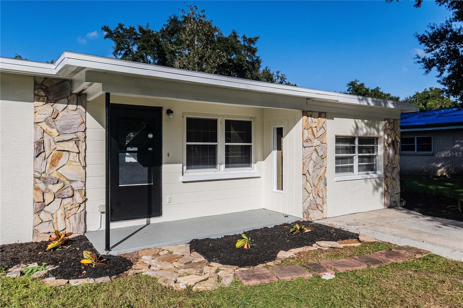 2707 DIXIE RD