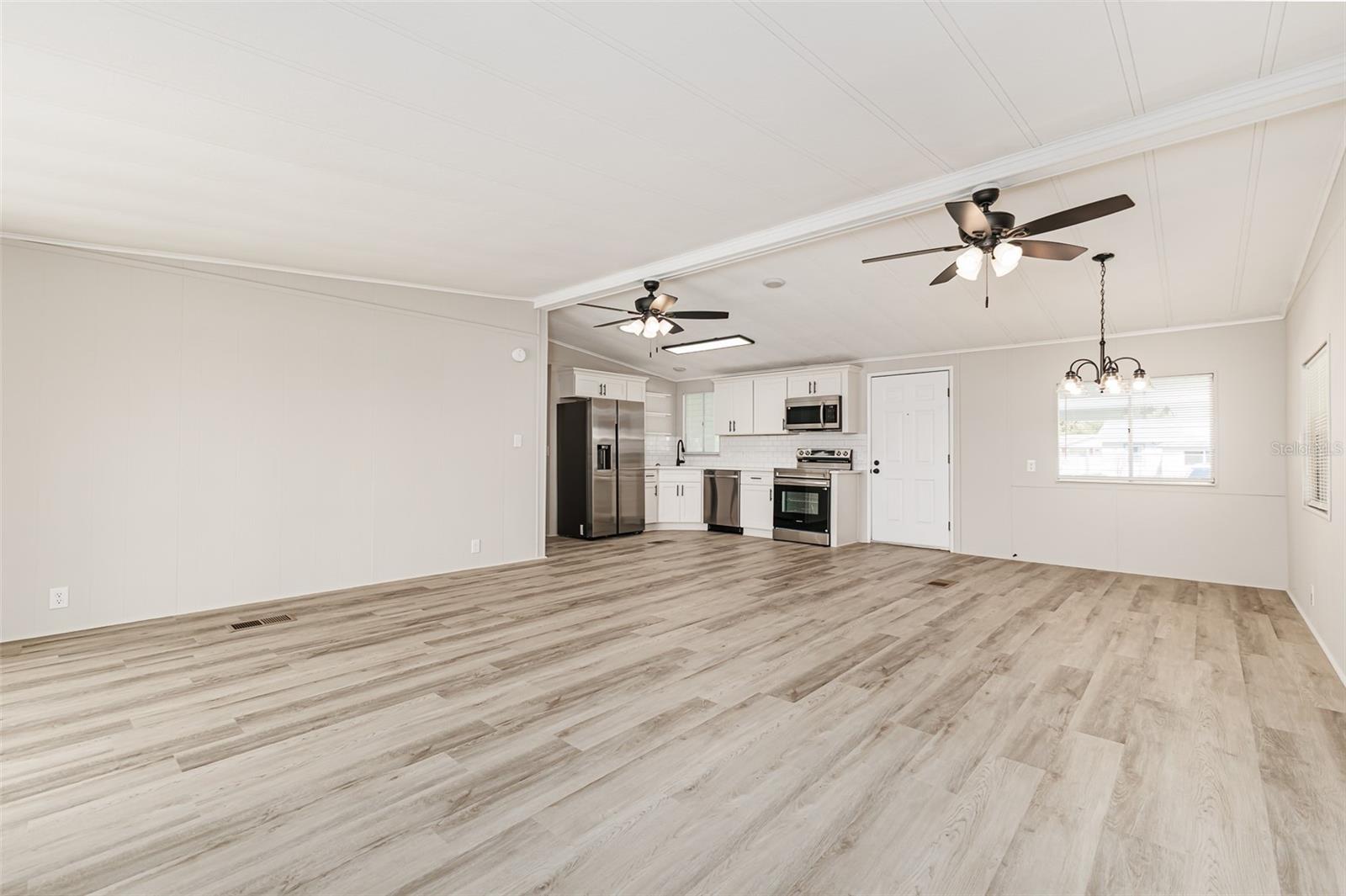 Manufactured Home at 2055 S FLORAL AVE #306, BARTOW, photo 10 of 25