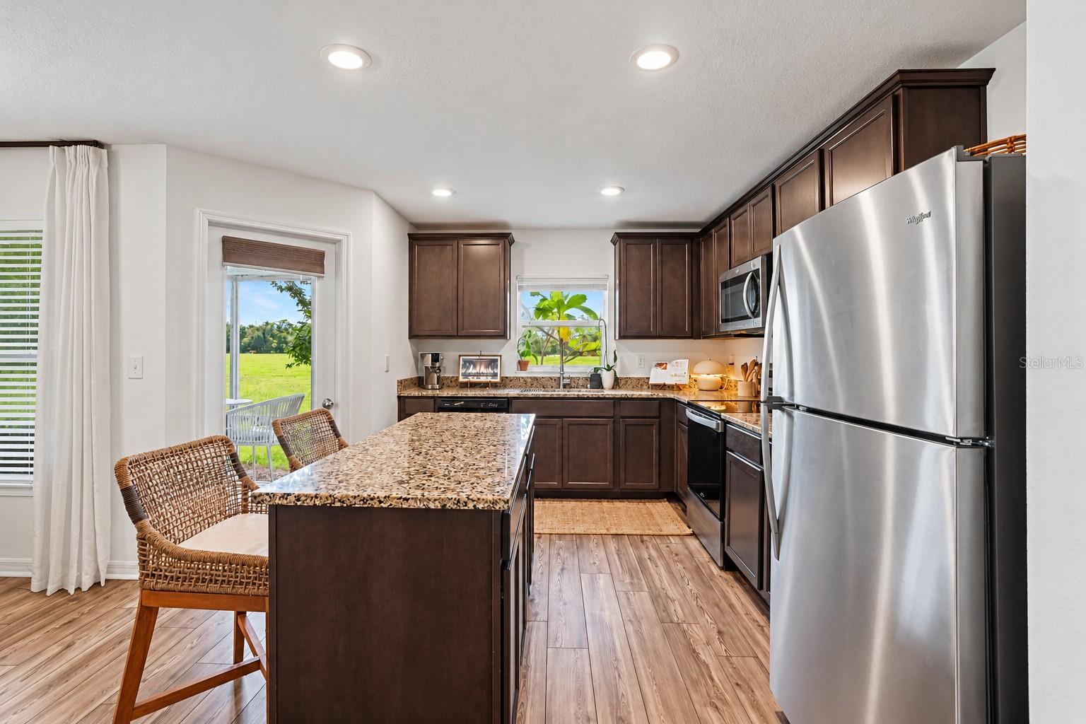 Townhouse at 5429 COMPANION LN, TAMPA, photo 12 of 25
