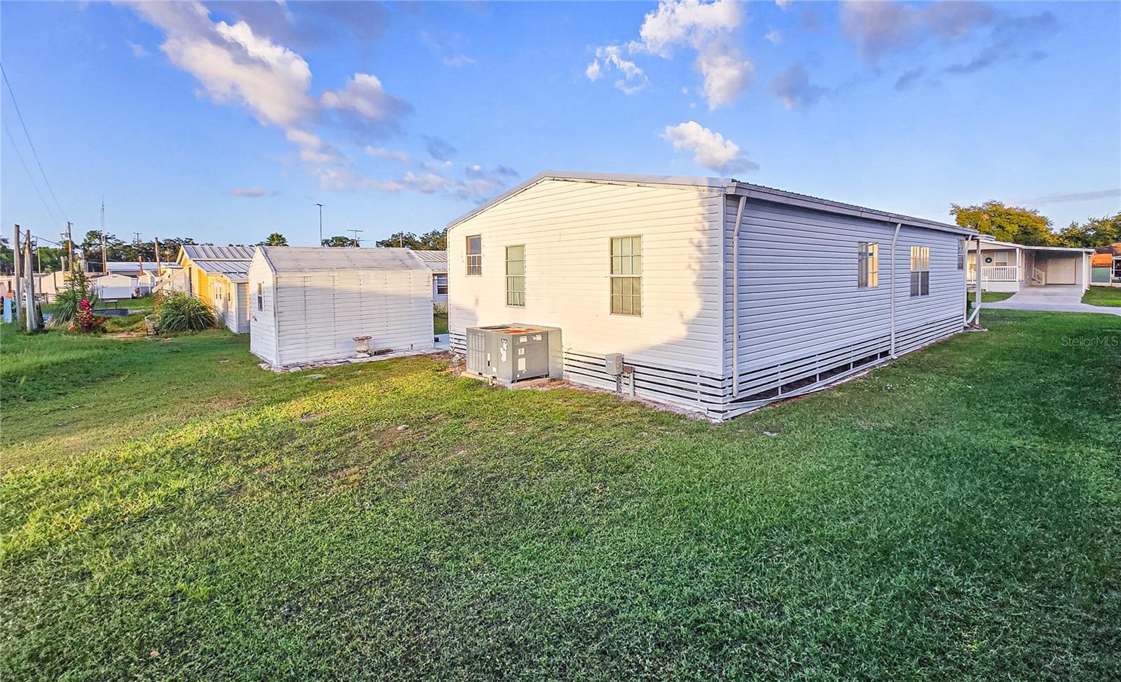 Manufactured Home at 5425 BETMAR DR, ZEPHYRHILLS, photo 27 of 45