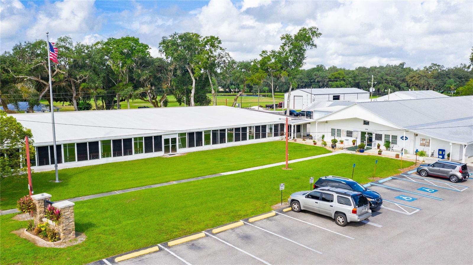 Manufactured Home at 5425 BETMAR DR, ZEPHYRHILLS, photo 36 of 45