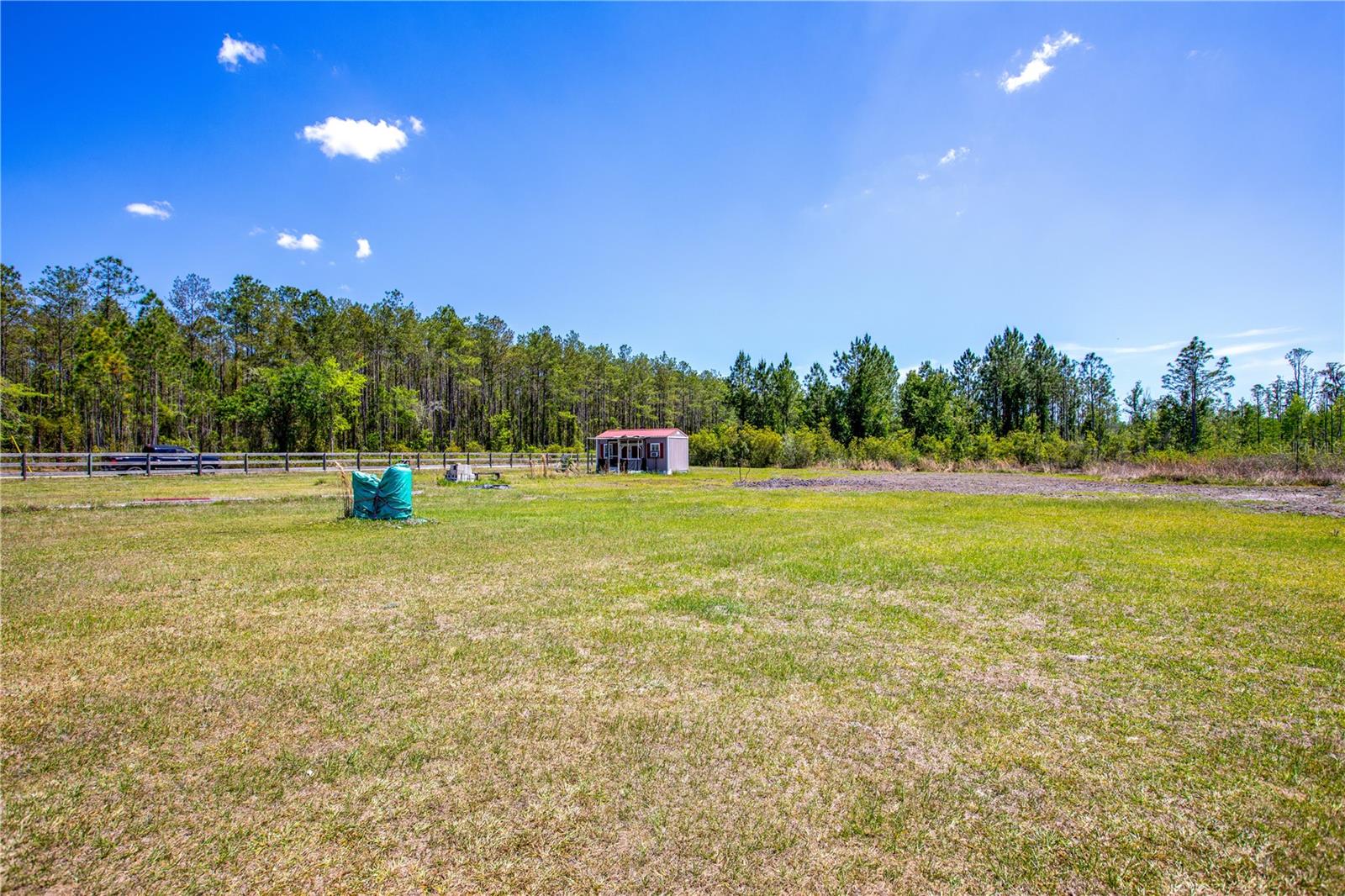 Manufactured Home at 13719 NW 89TH AVE, LAKE BUTLER, photo 21 of 27