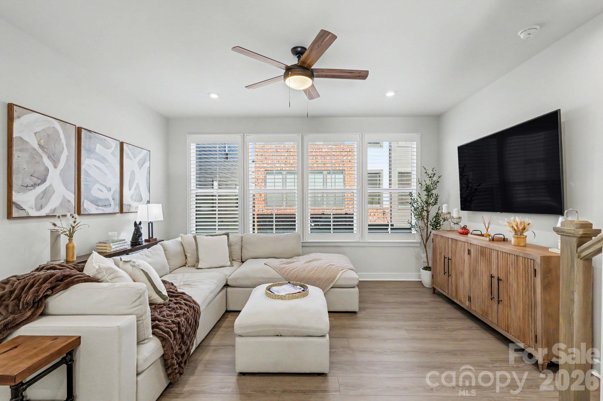 Townhouse at 3018 Terroir Lane, Charlotte, photo 6 of 34