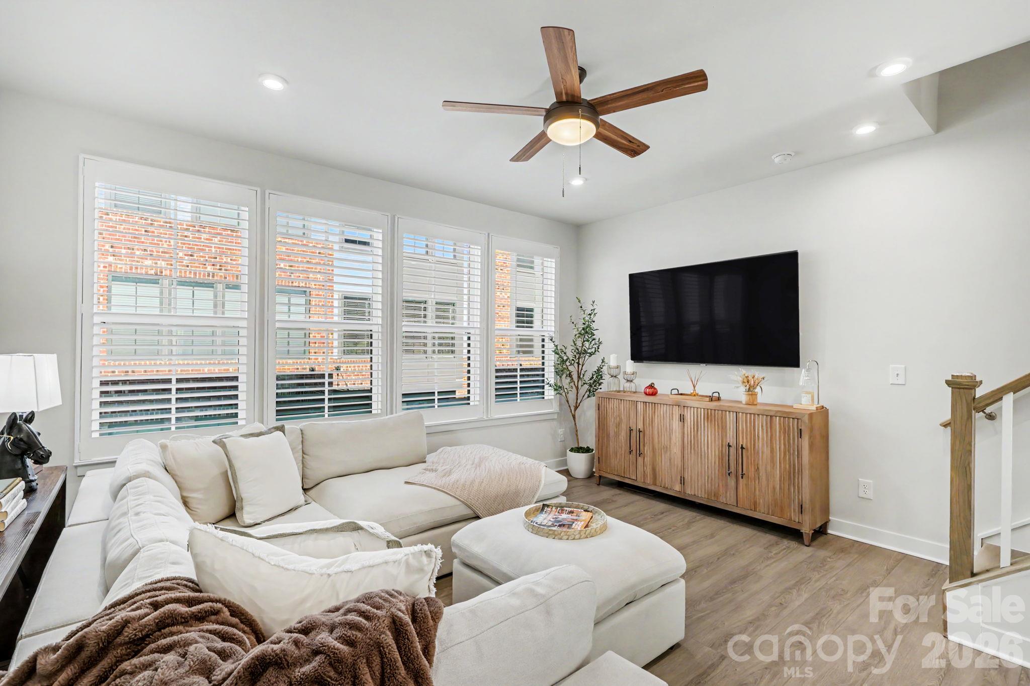 Townhouse at 3018 Terroir Lane, Charlotte, photo 7 of 34