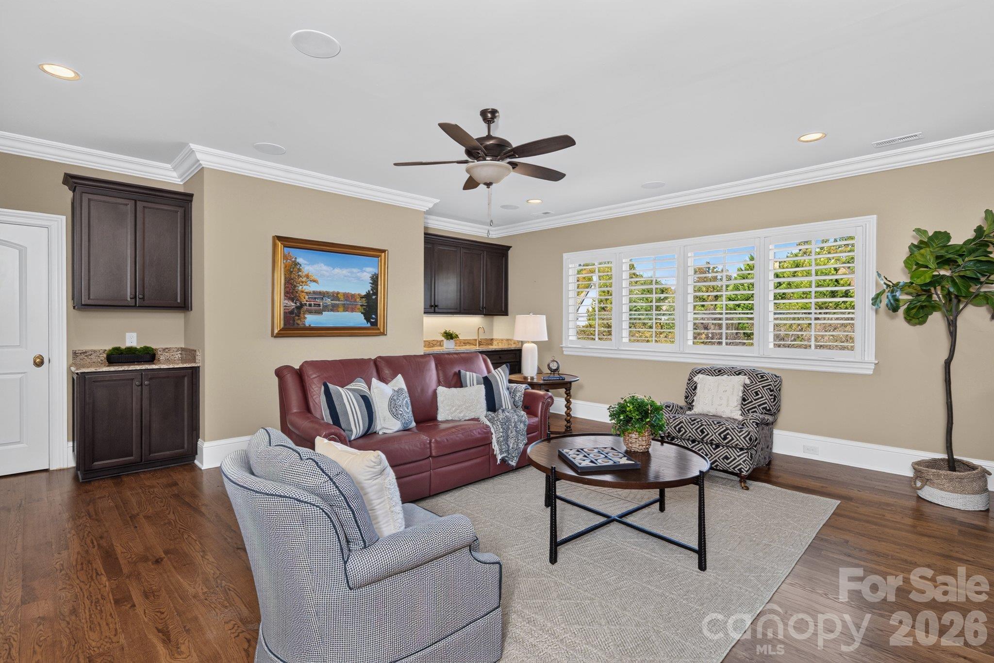 Upper level bonus room with wet bar and large unfinished walk-in storage - 7805 Clovervale Drive, Waxhaw