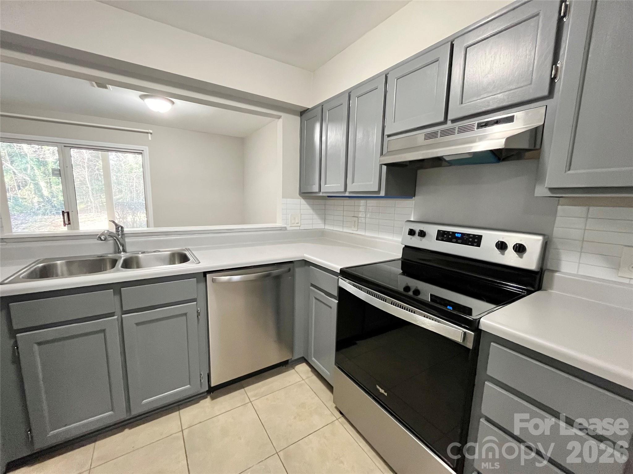 2901 Iron Gate Lane