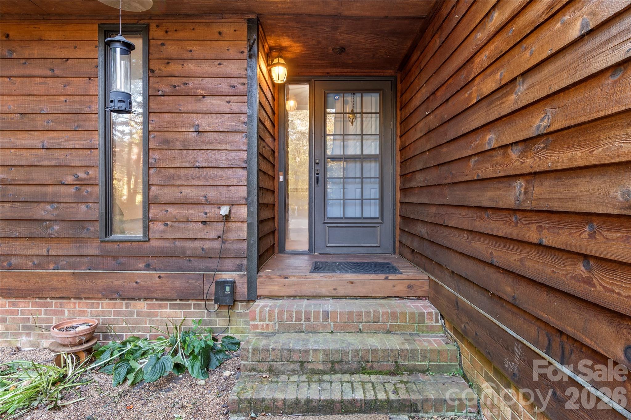 Single Family Residence at 5768 Windworth Drie Drive, Winston Salem, photo 4 of 35