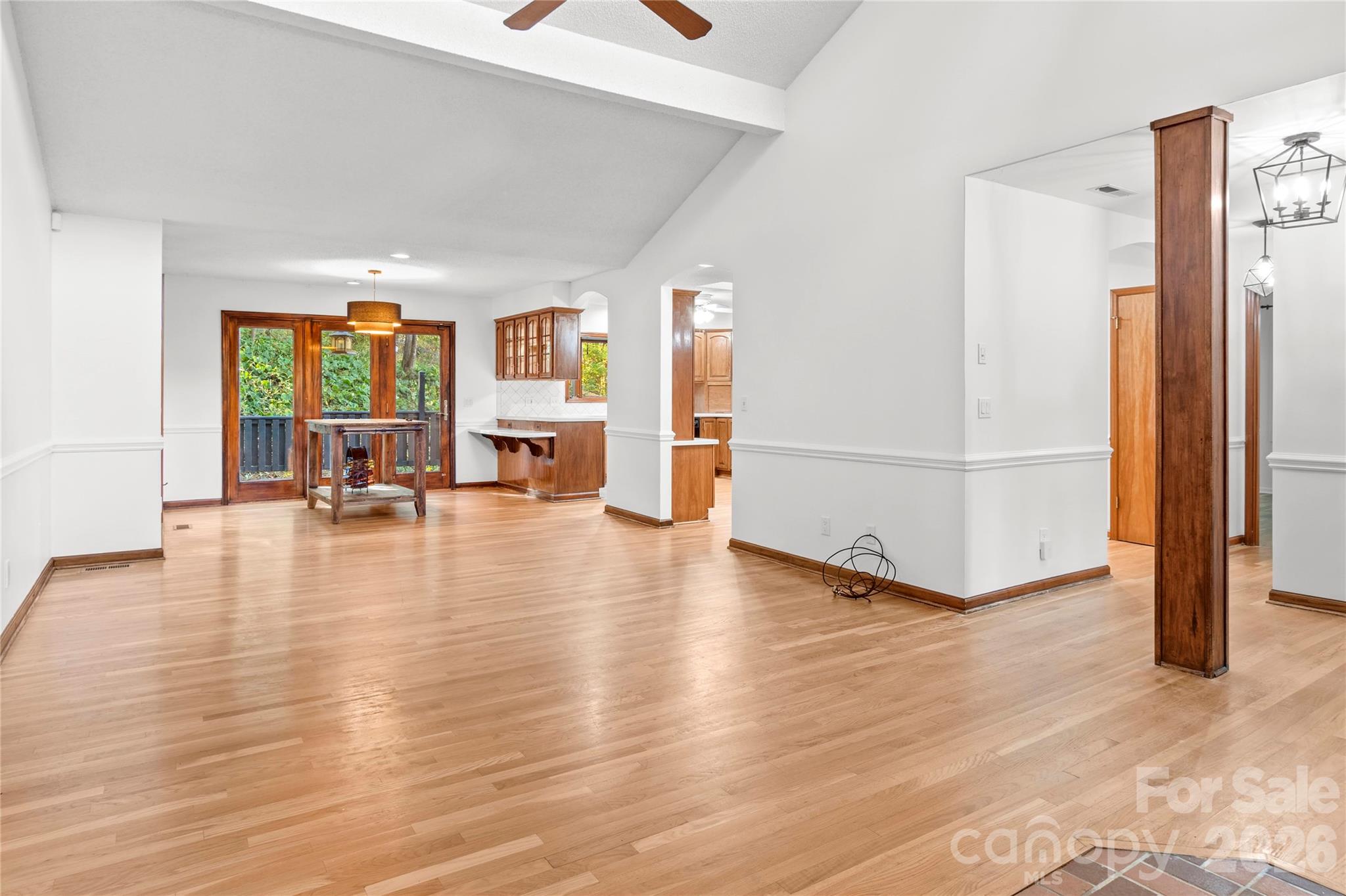 Single Family Residence at 5768 Windworth Drie Drive, Winston Salem, photo 6 of 35