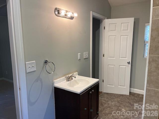 Single Family Residence at 1010 Trull Hinson Road, Wingate, photo 11 of 34