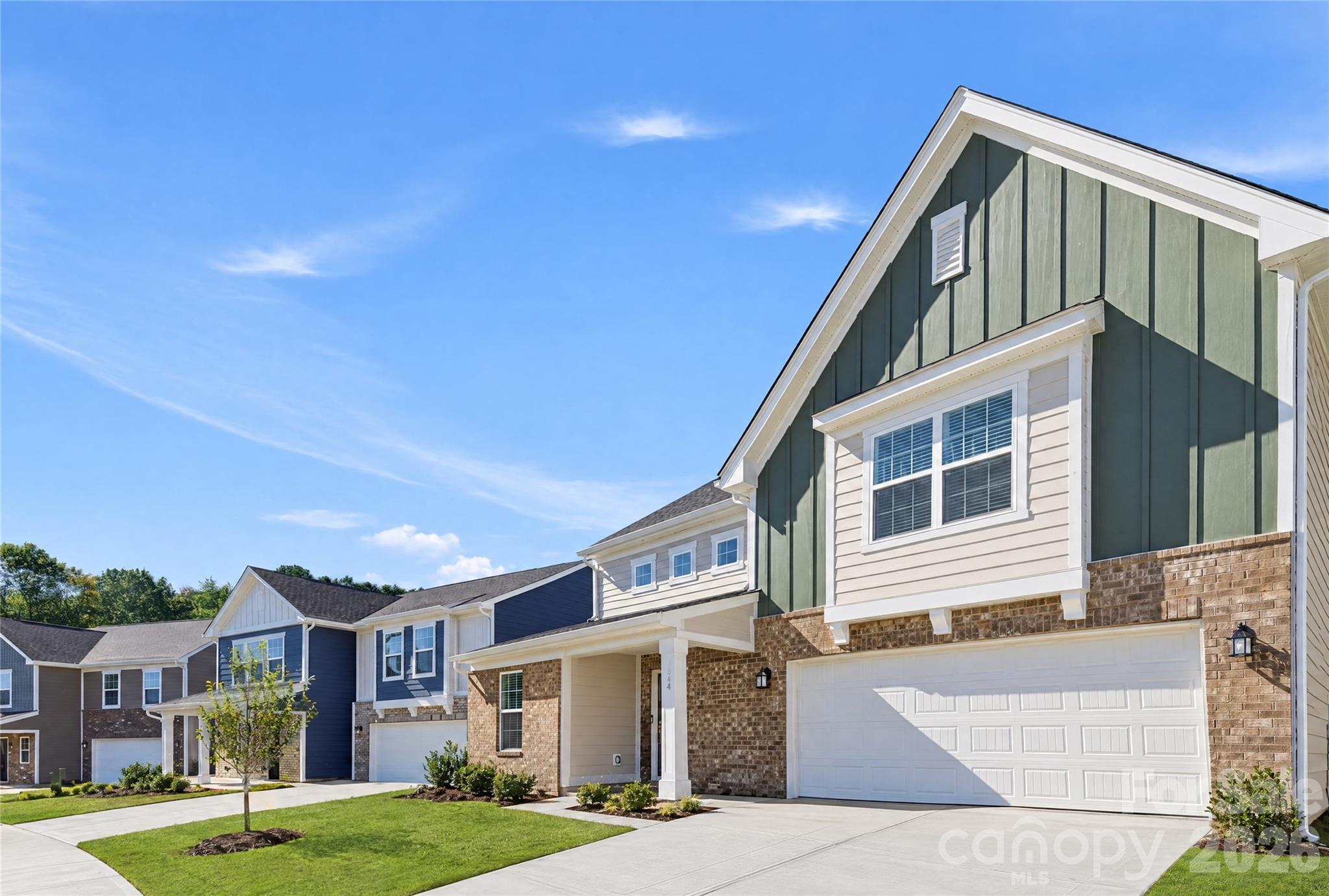 Single Family Residence at 1844 Broom Maker Drive, Bessemer City, photo 6 of 52