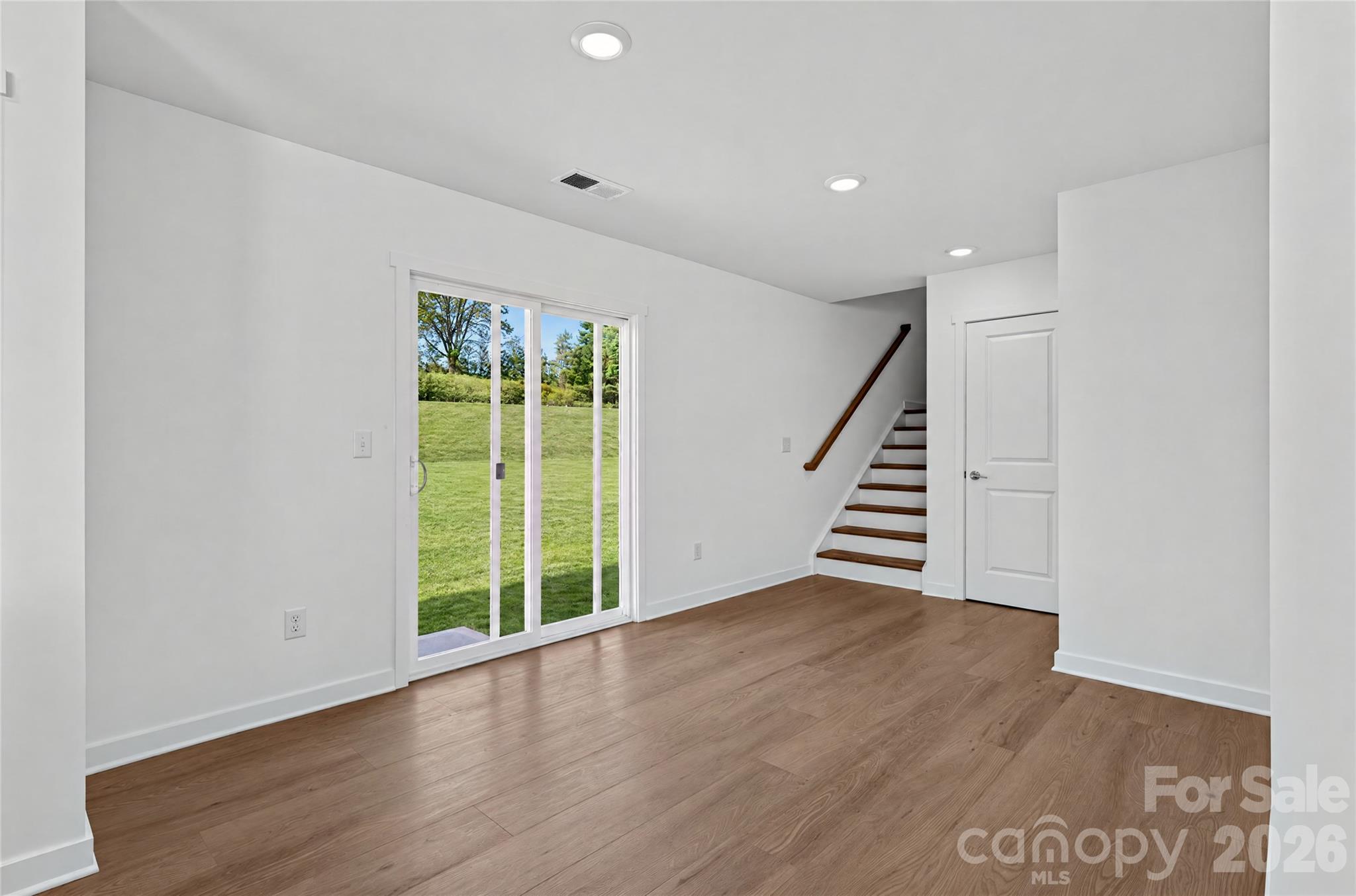 Single Family Residence at 1844 Broom Maker Drive, Bessemer City, photo 16 of 52