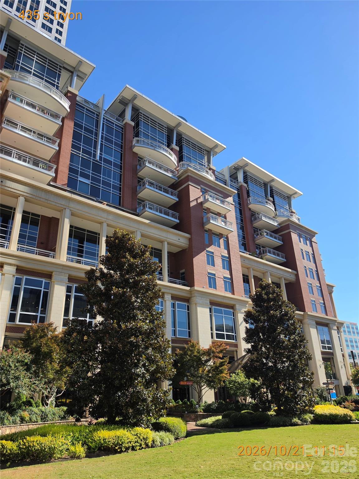 435 Tryon Street