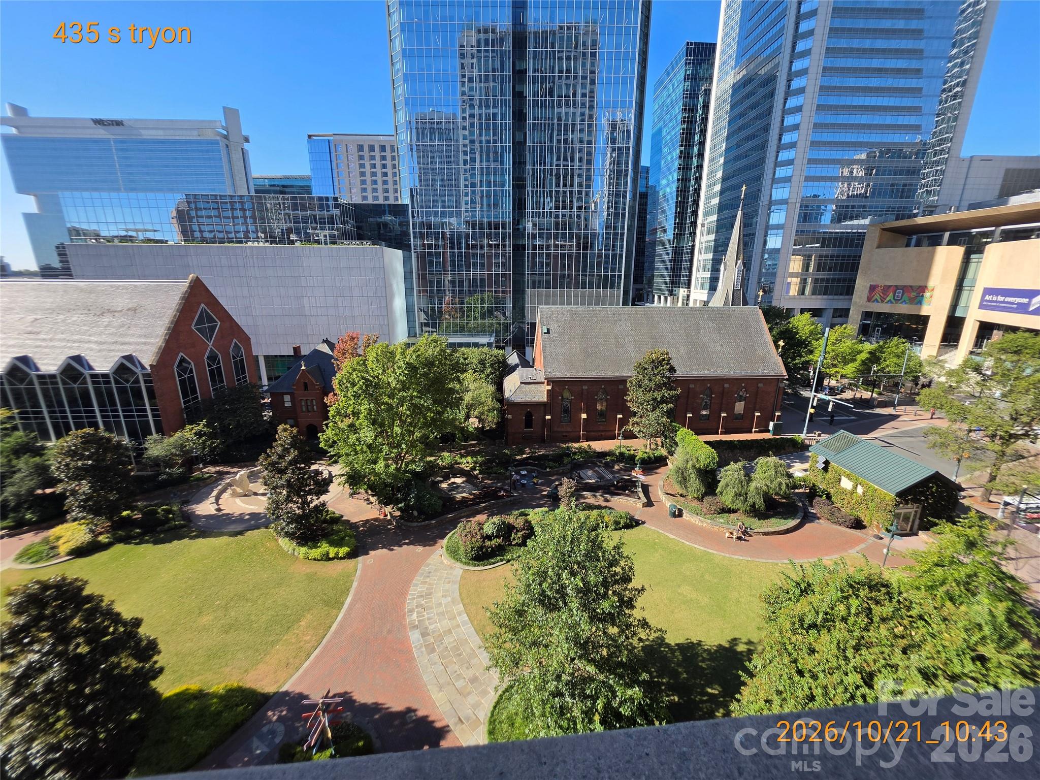 Condominium at 435 Tryon Street, Charlotte, photo 2 of 19