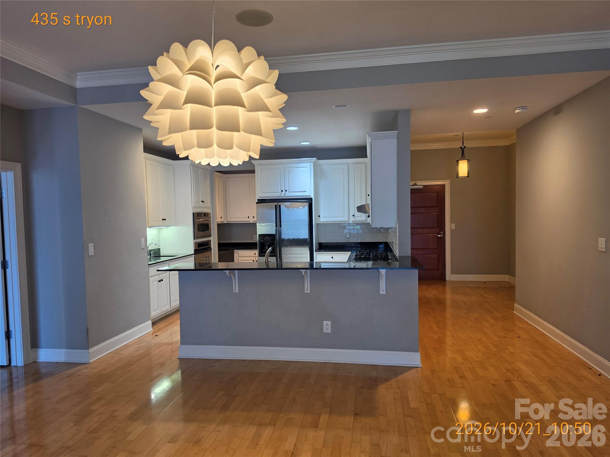 Condominium at 435 Tryon Street, Charlotte, photo 6 of 19