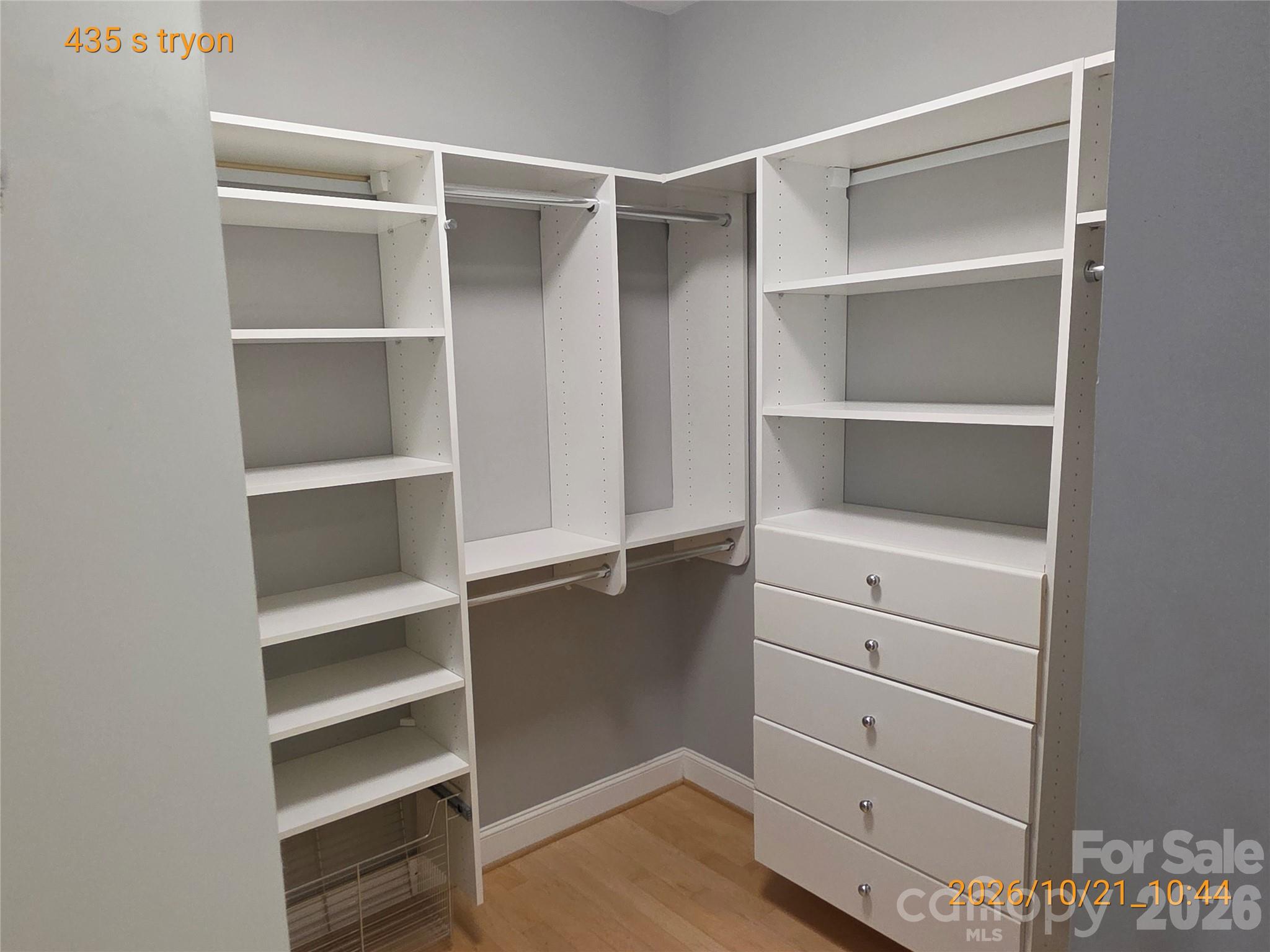 Condominium at 435 Tryon Street, Charlotte, photo 9 of 19