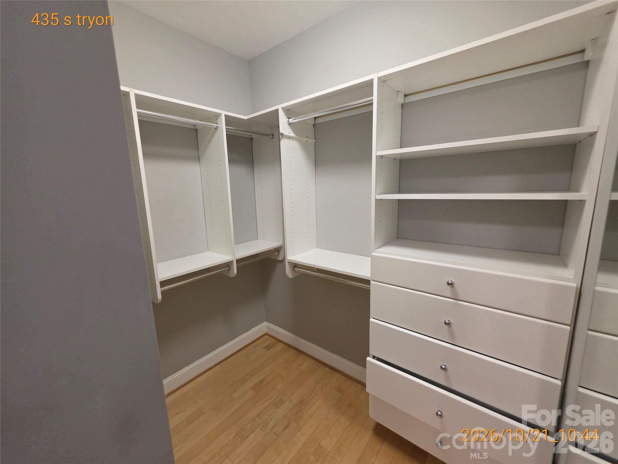 Condominium at 435 Tryon Street, Charlotte, photo 10 of 19