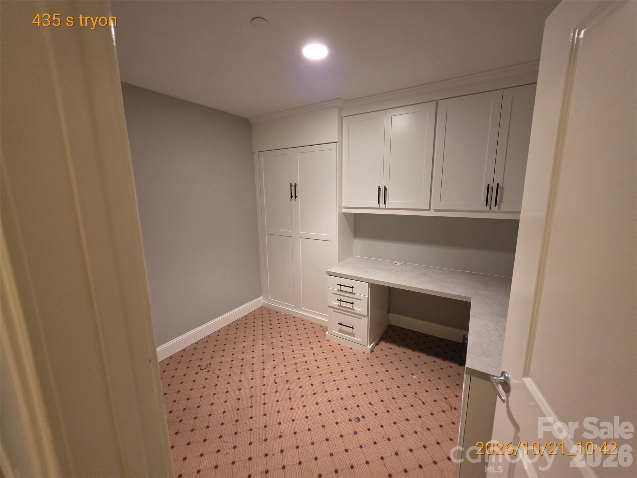 Condominium at 435 Tryon Street, Charlotte, photo 15 of 19
