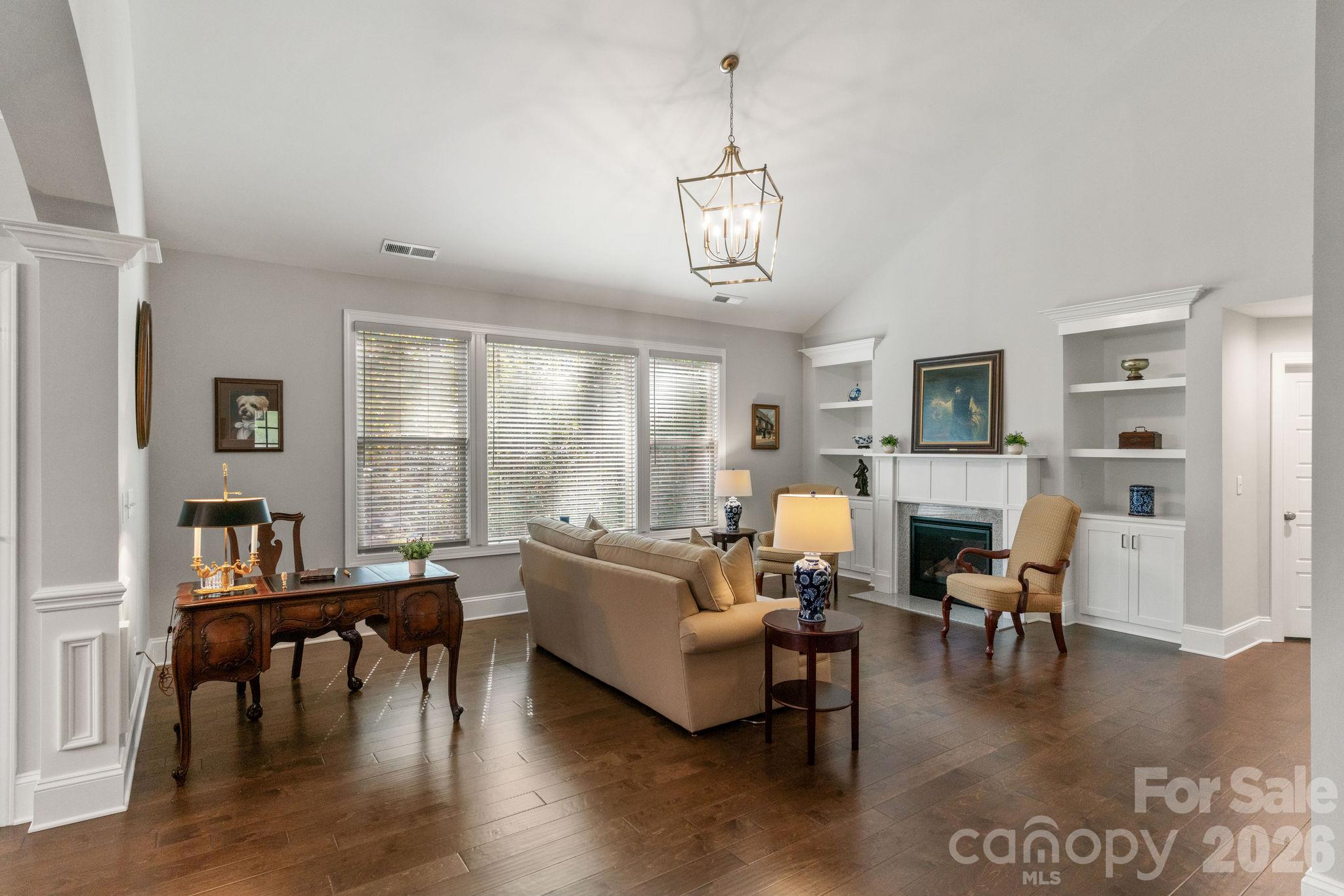 Single Family Residence at 260 Broadleaf Drive, Denver, photo 14 of 46