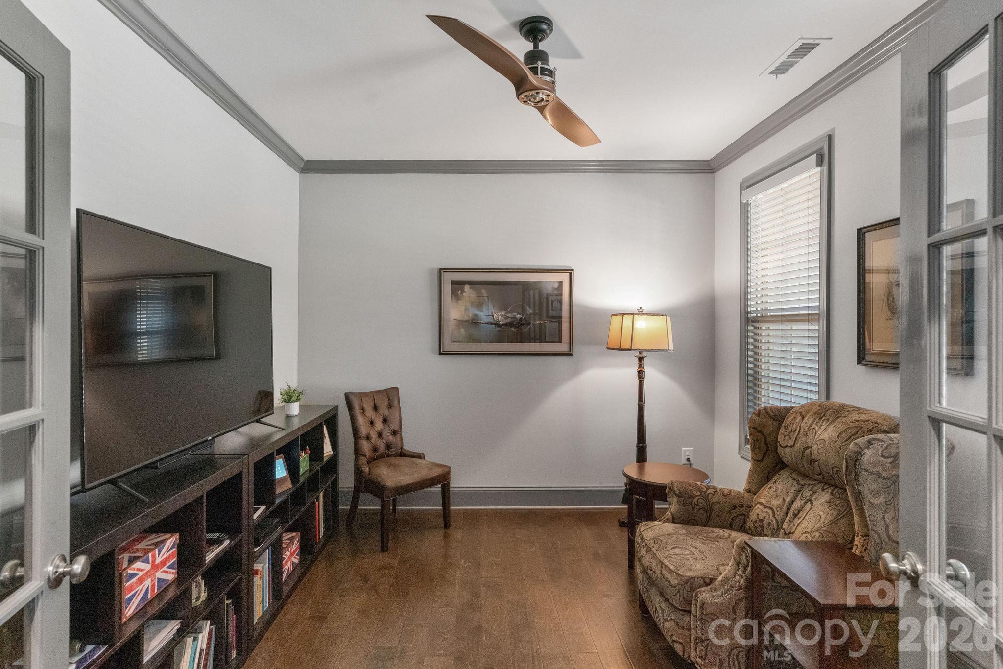 Single Family Residence at 260 Broadleaf Drive, Denver, photo 31 of 46