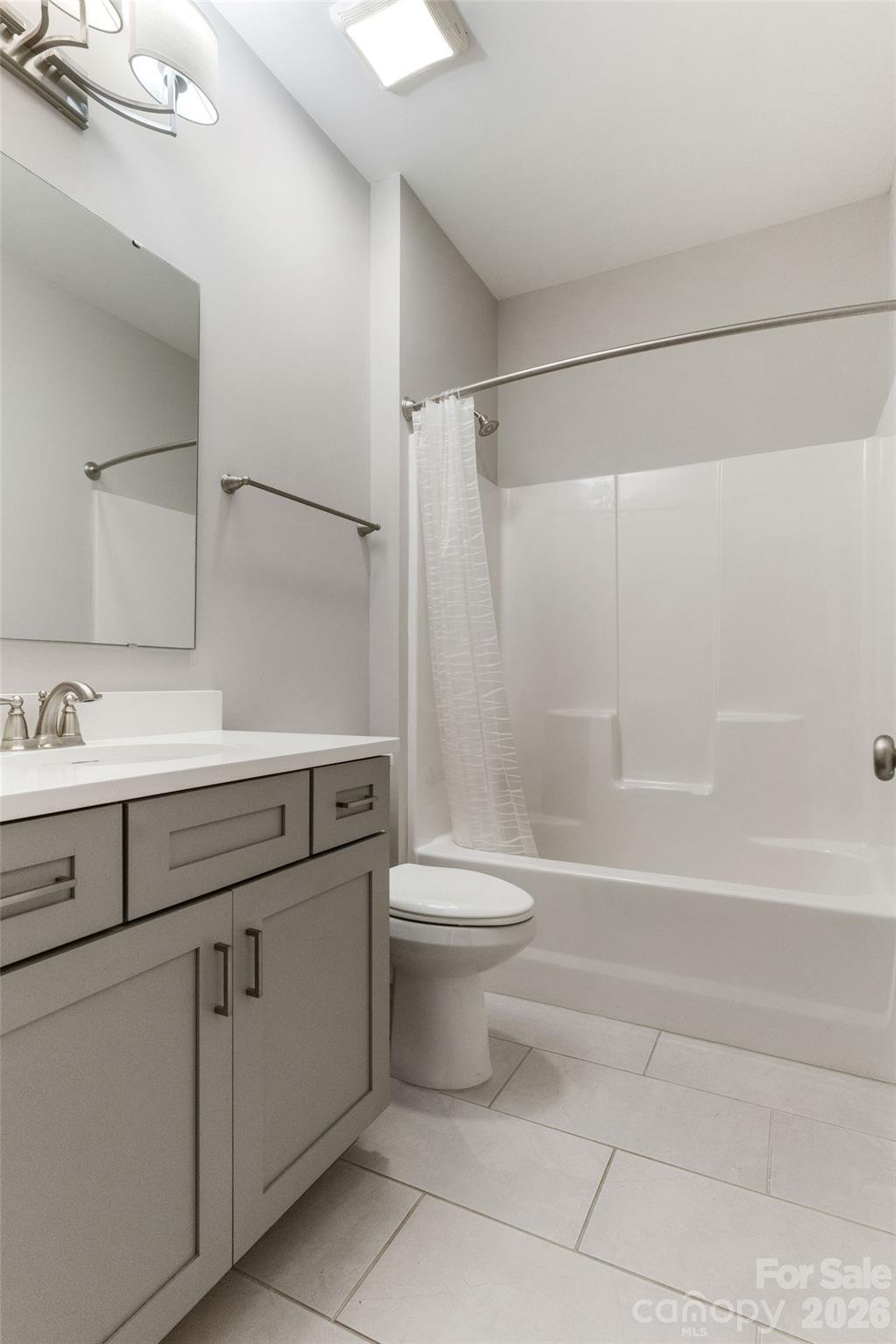 Single Family Residence at 260 Broadleaf Drive, Denver, photo 33 of 46