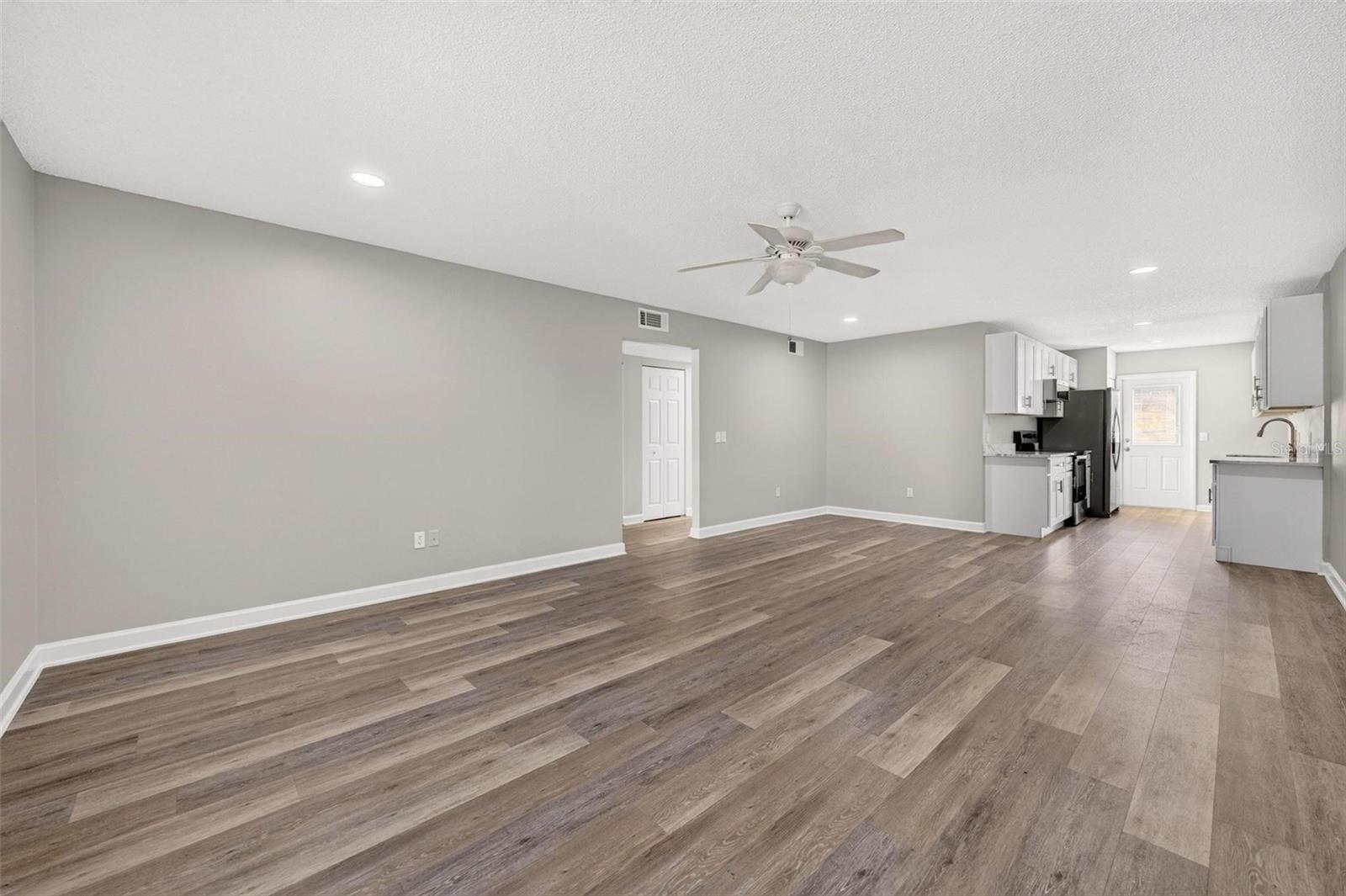 Townhouse at 459 W ROSEWOOD LN, TAVARES, photo 17 of 52