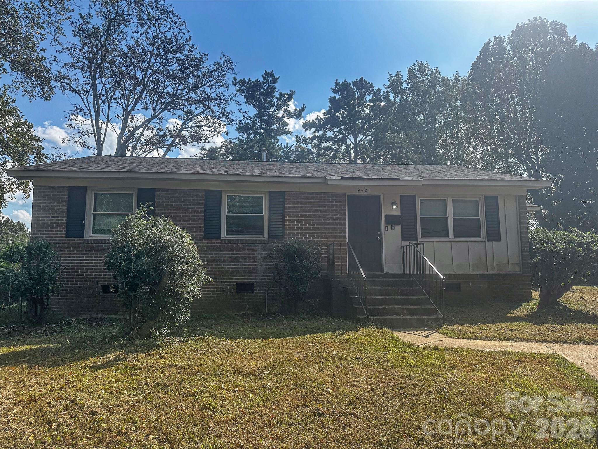 9421 Spruce Pine Place