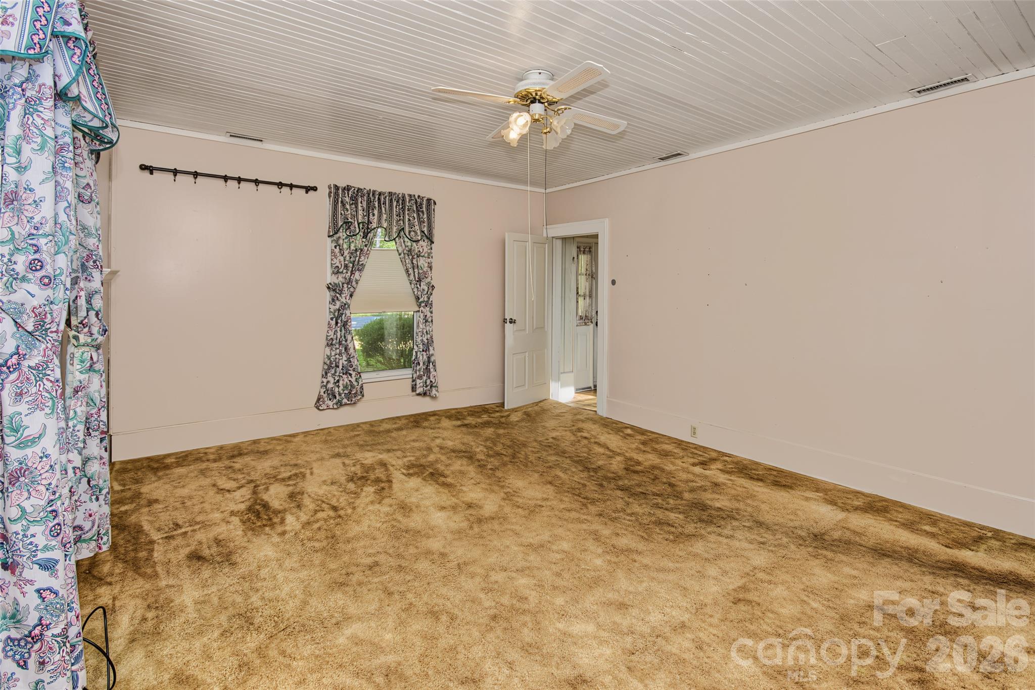 Single Family Residence at 211 Hill Haven Road, Statesville, photo 15 of 42