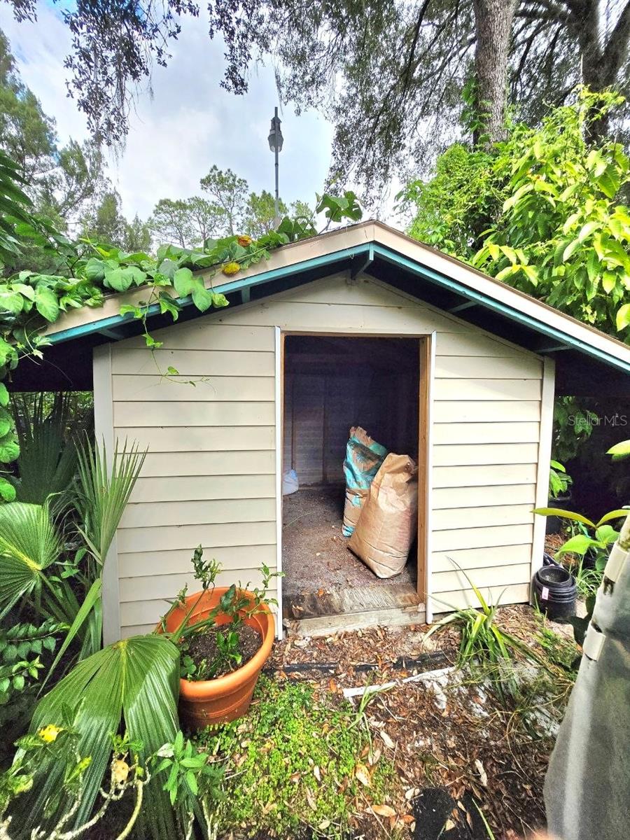 Single Family Residence at 205 W SIMON AVE, APOPKA, photo 23 of 53