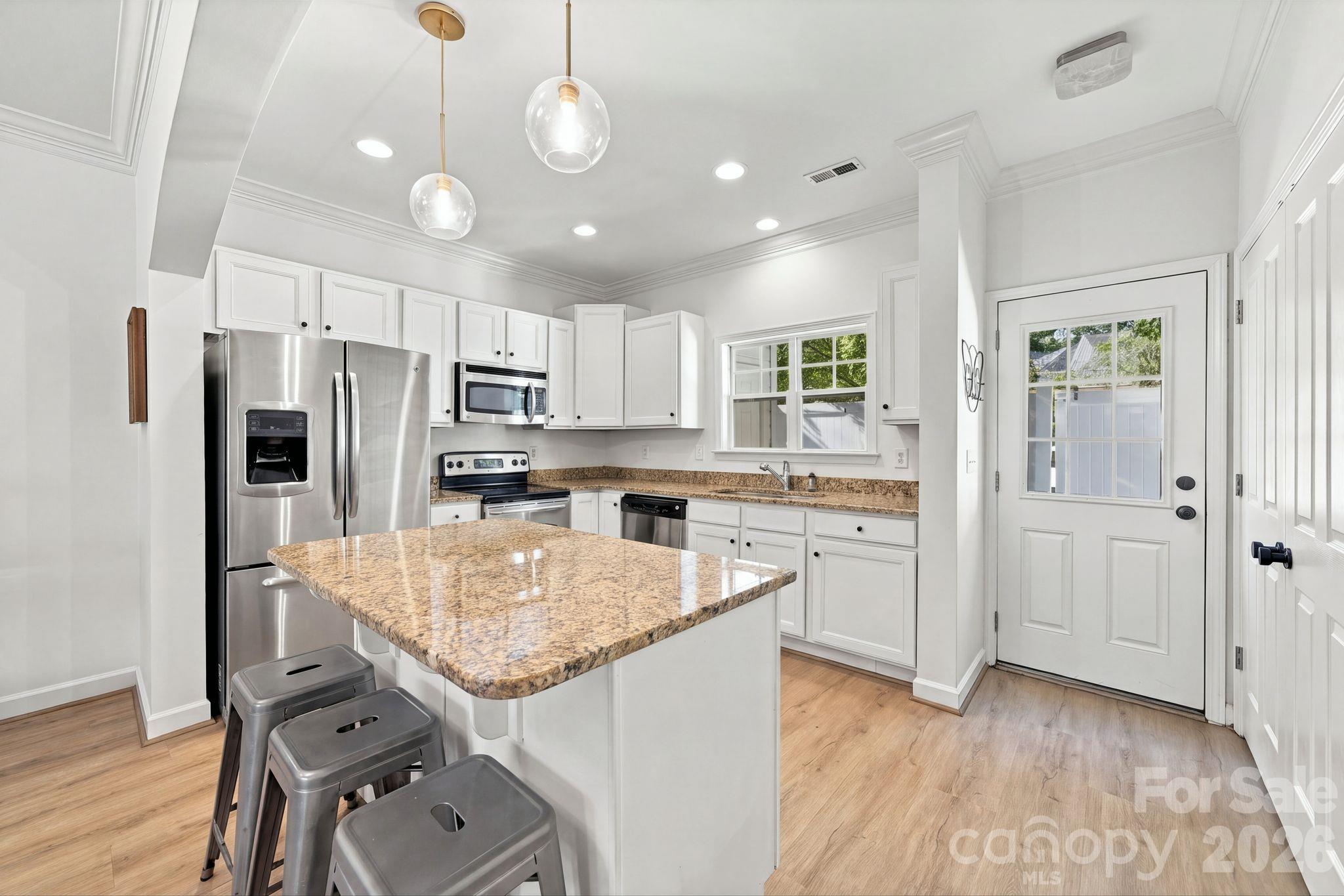 Condominium at 4124 Walker Road, Charlotte, photo 8 of 28