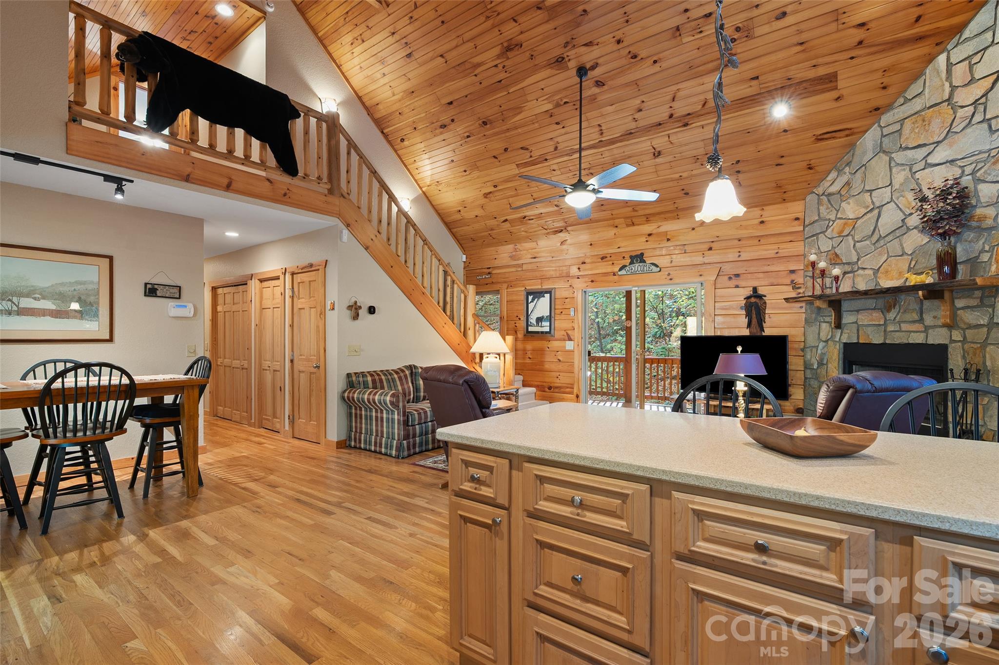 Single Family Residence at 77 Trapper Lane, Waynesville, photo 10 of 39