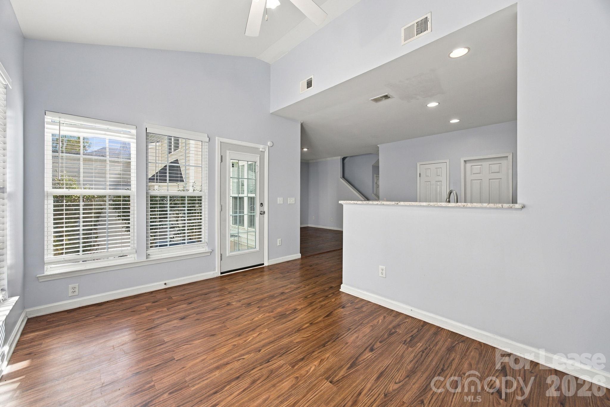 Townhouse at 1802 Robinwood Village Drive, Gastonia, photo 16 of 26