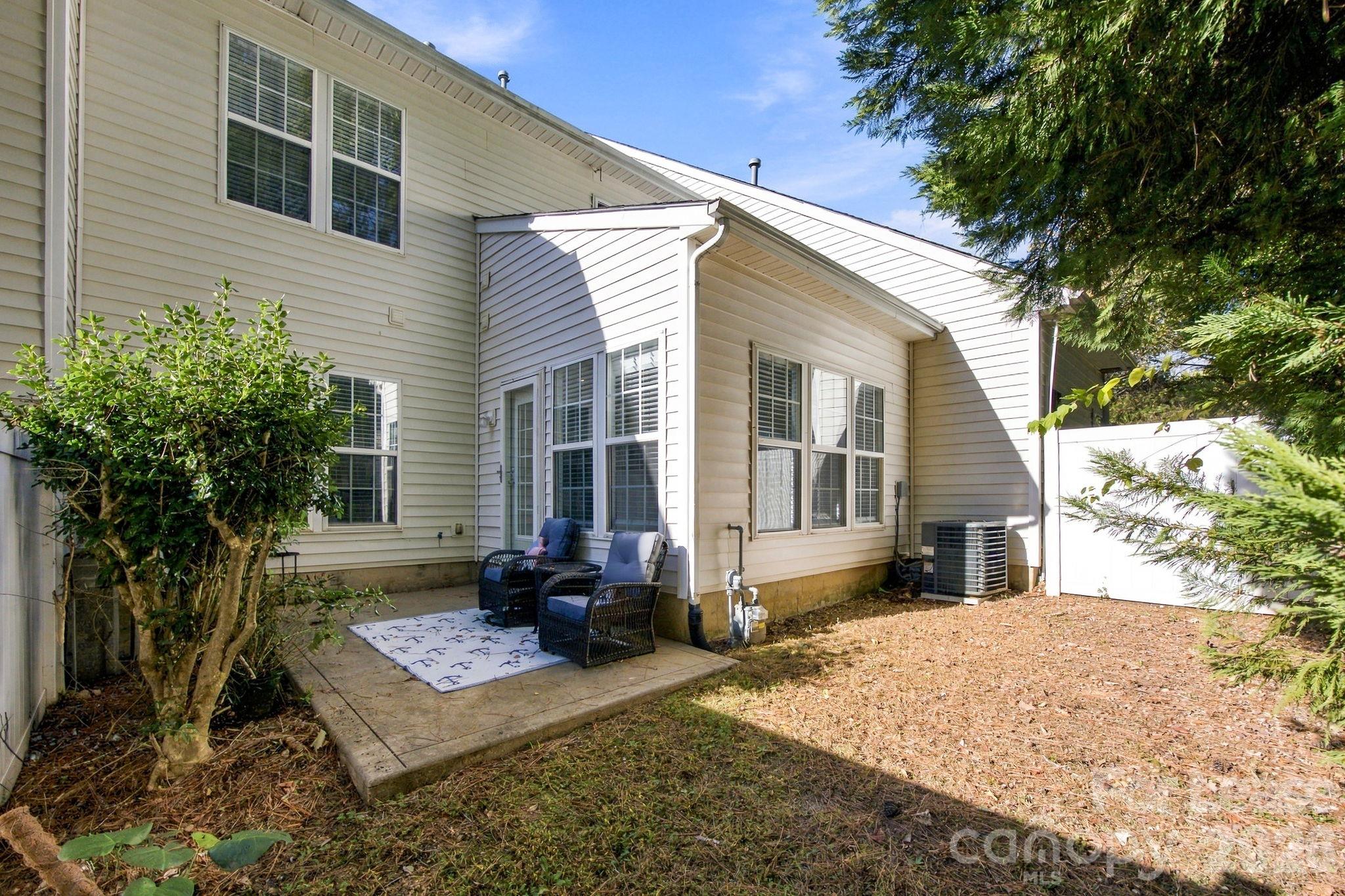 Townhouse at 1802 Robinwood Village Drive, Gastonia, photo 26 of 26