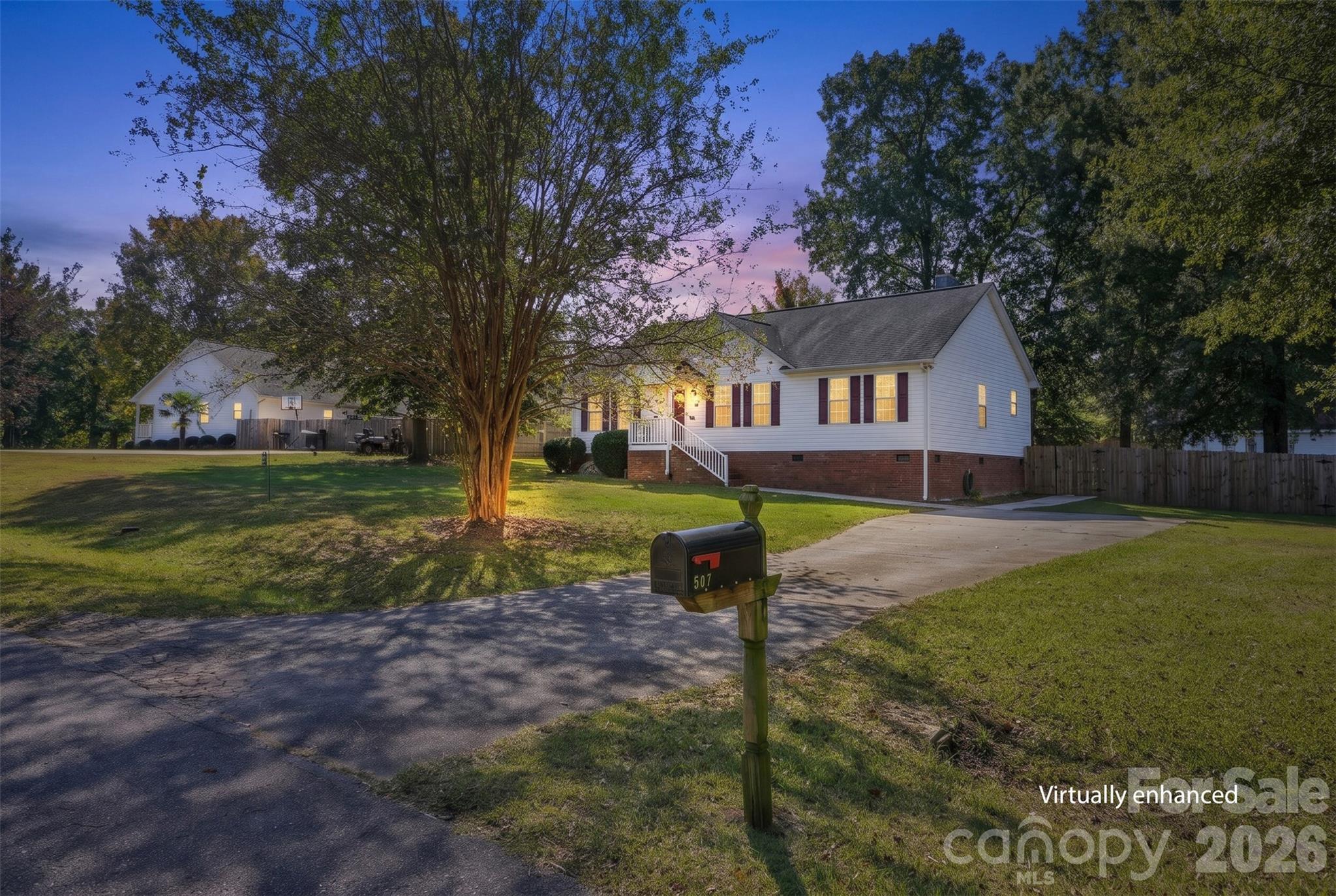 Single Family Residence at 507 Tanner Ridge Court, Rock Hill, photo 10 of 34