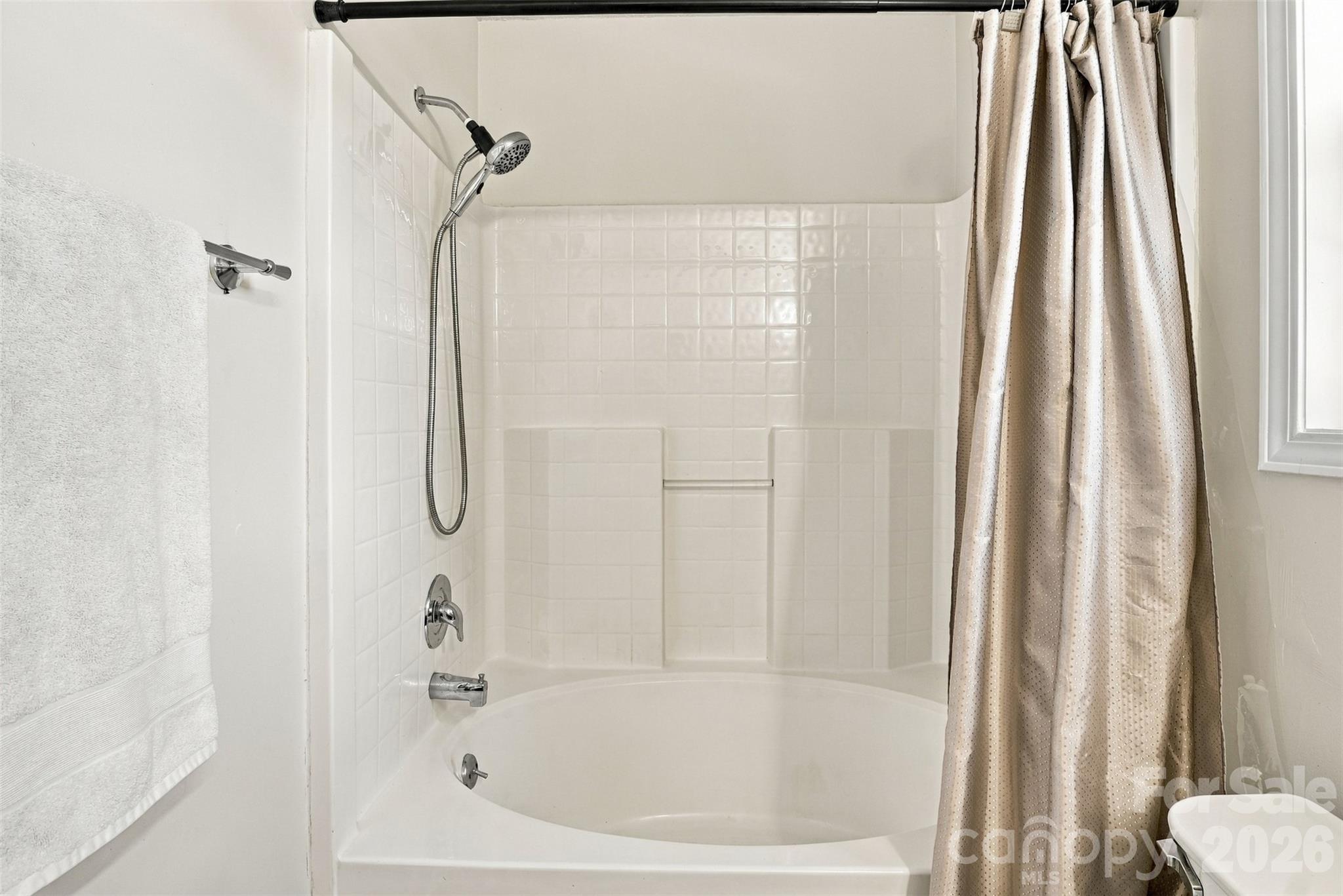Single Family Residence at 507 Tanner Ridge Court, Rock Hill, photo 21 of 34