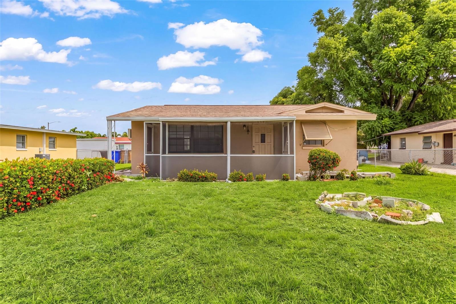 Single Family Residence at 2450 AZTEC DR, FORT MYERS, photo 22 of 25
