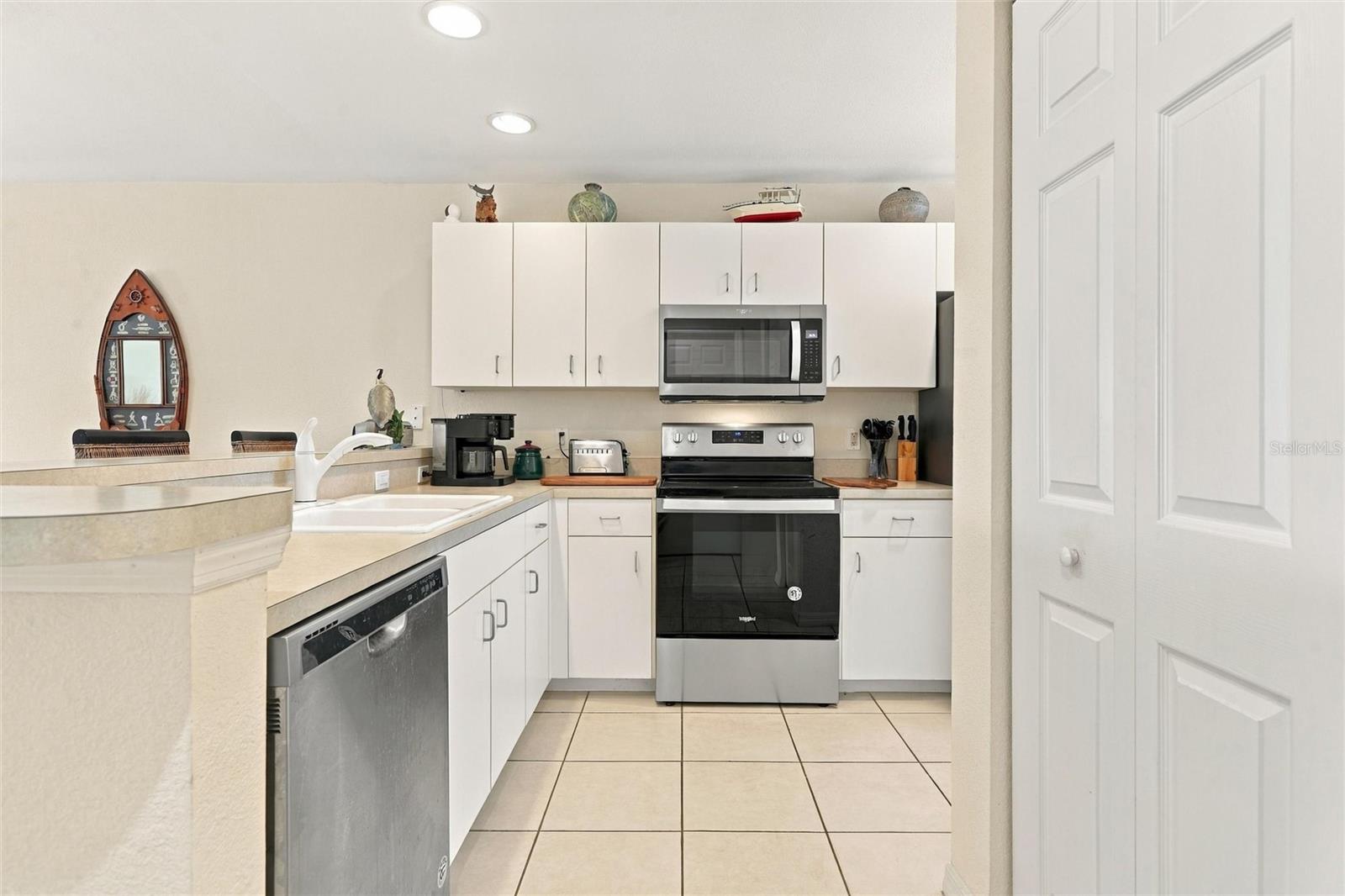 Condominium at 101 NORMANDY WAY #204, ROTONDA WEST, photo 12 of 44