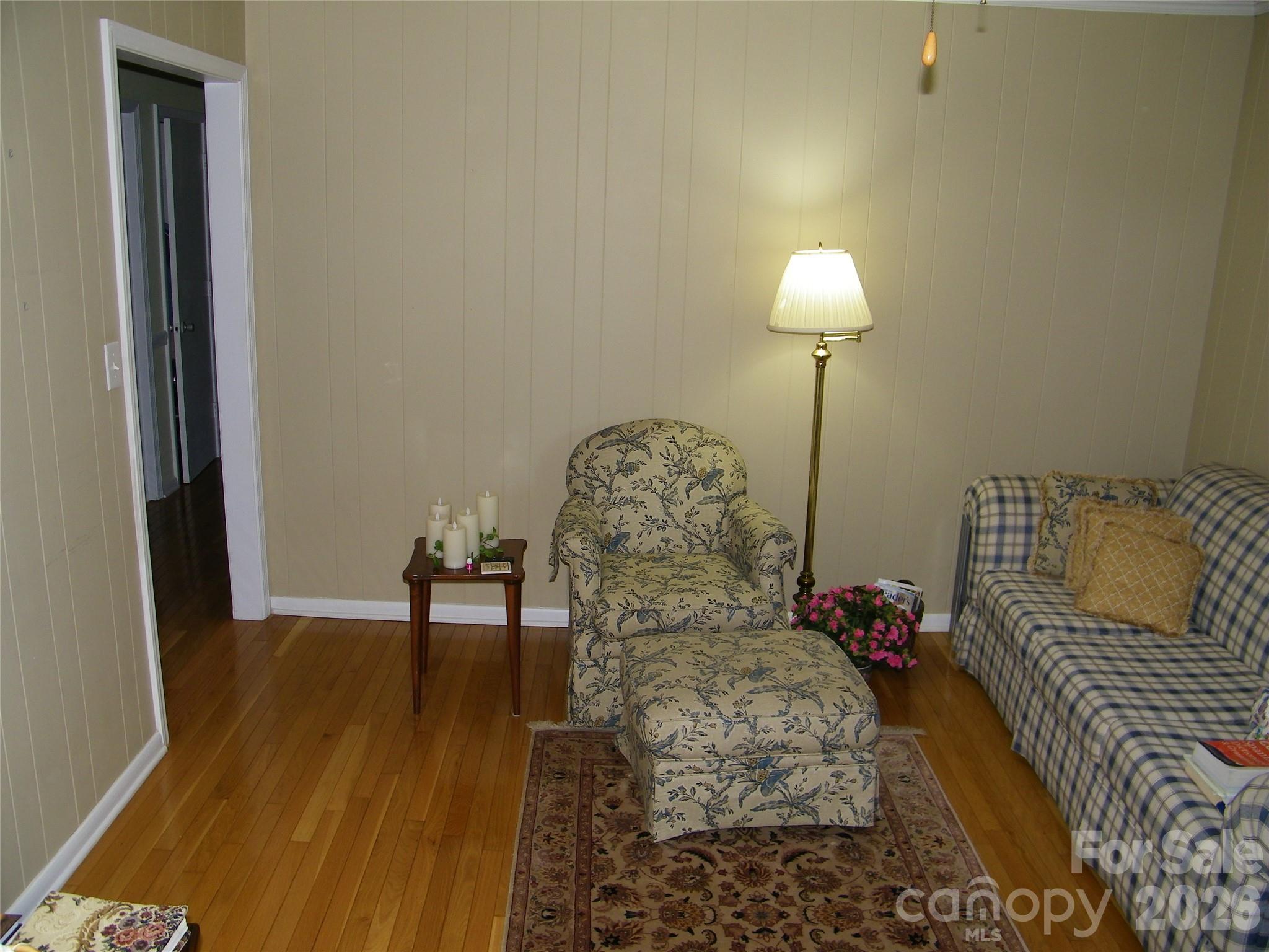 Single Family Residence at 214 Klondale Street, Rockwell, photo 2 of 28