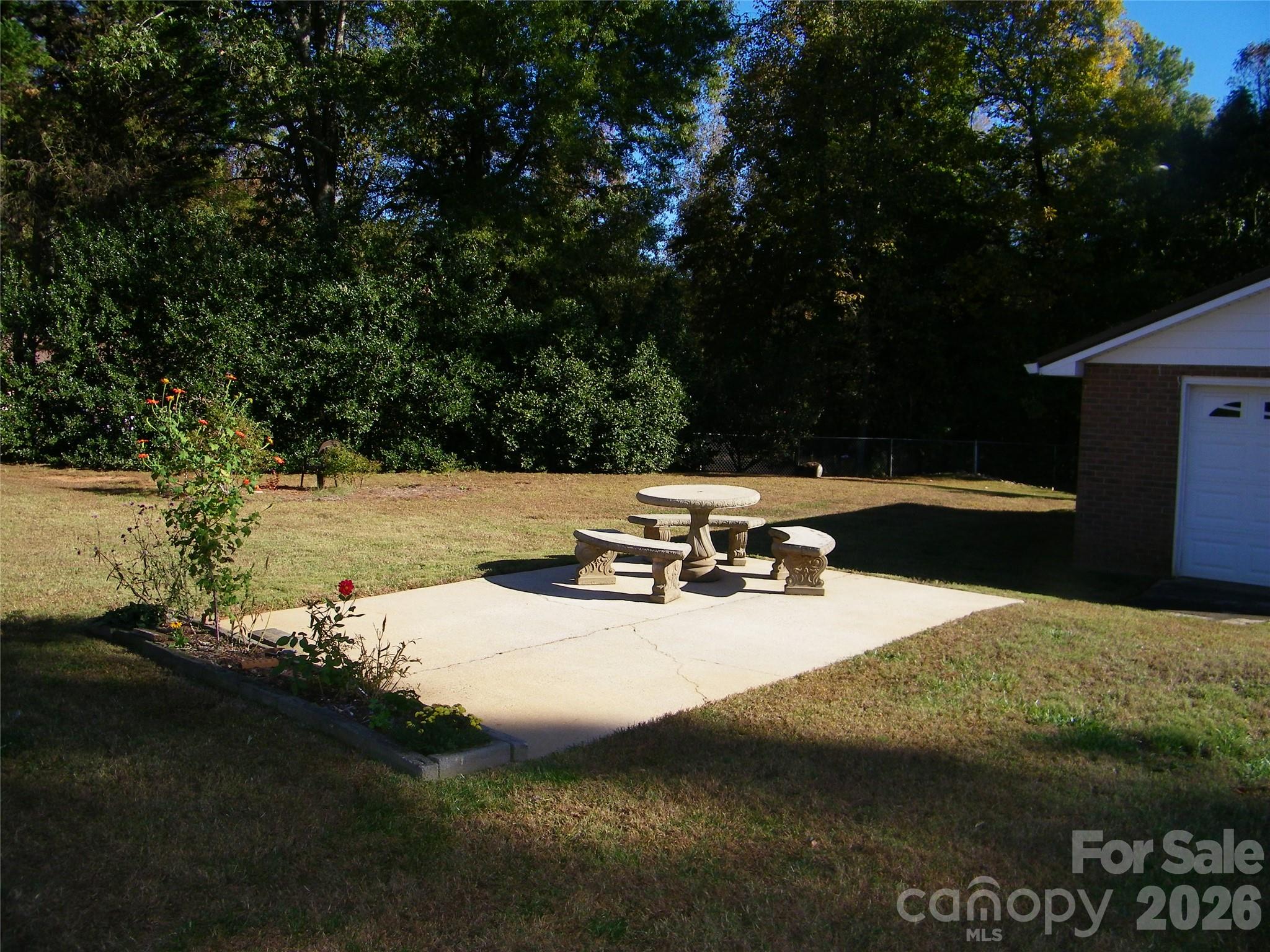 Single Family Residence at 214 Klondale Street, Rockwell, photo 27 of 28