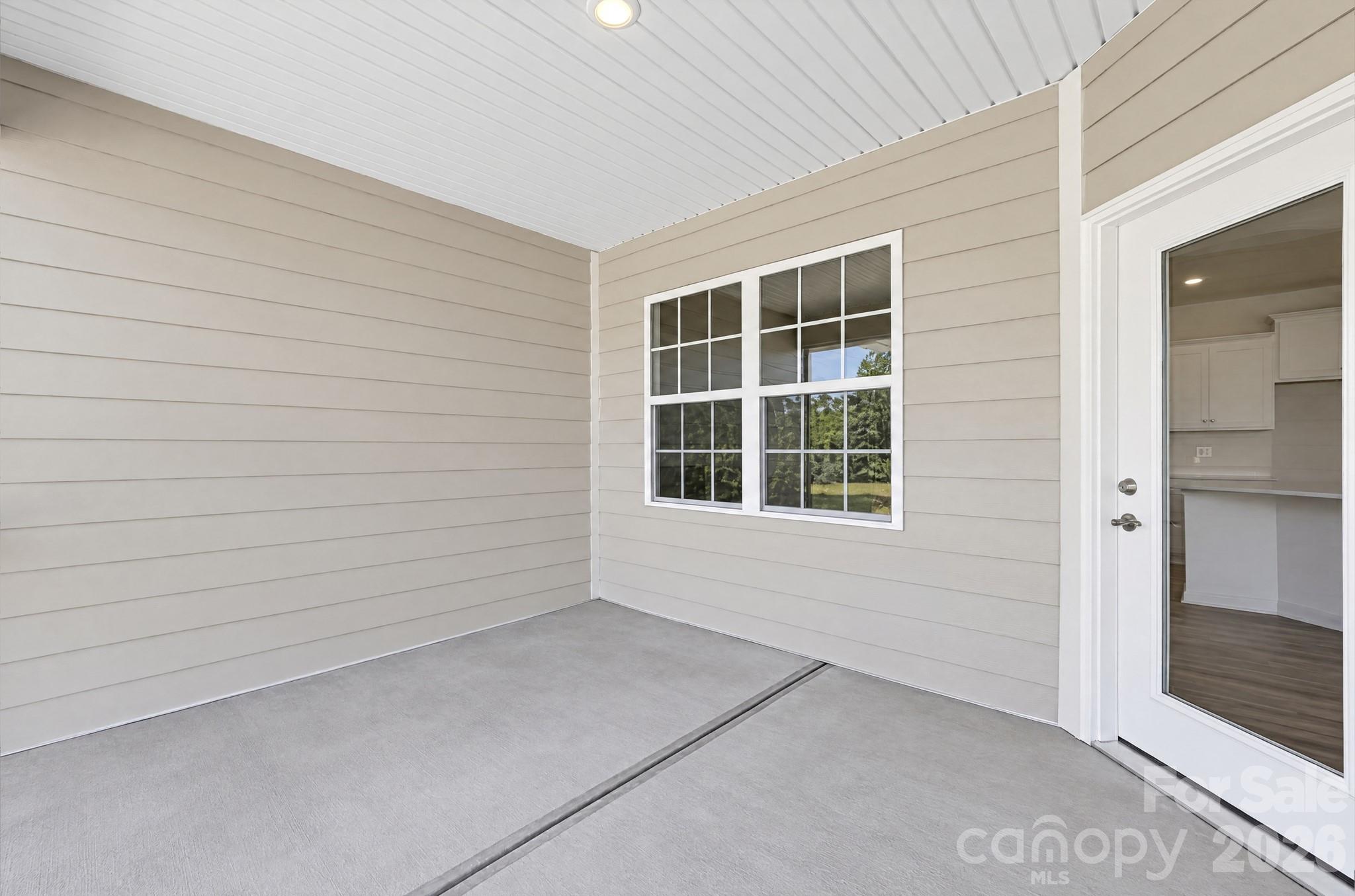 Single Family Residence at 6431 Turkey Roost Way, Lancaster, photo 8 of 31