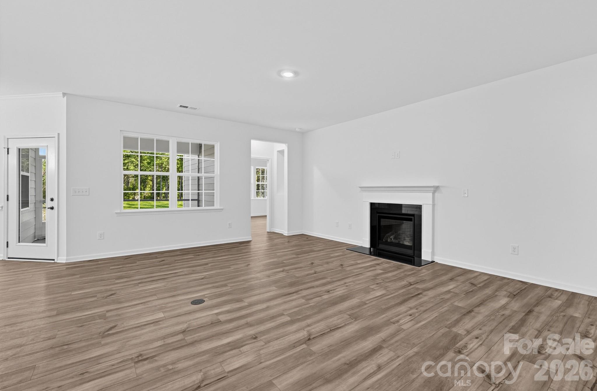 Single Family Residence at 6431 Turkey Roost Way, Lancaster, photo 11 of 31
