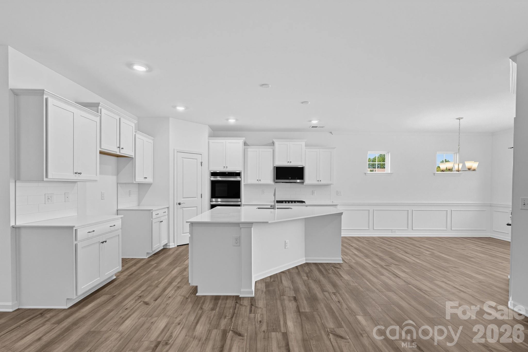 Single Family Residence at 6431 Turkey Roost Way, Lancaster, photo 15 of 31