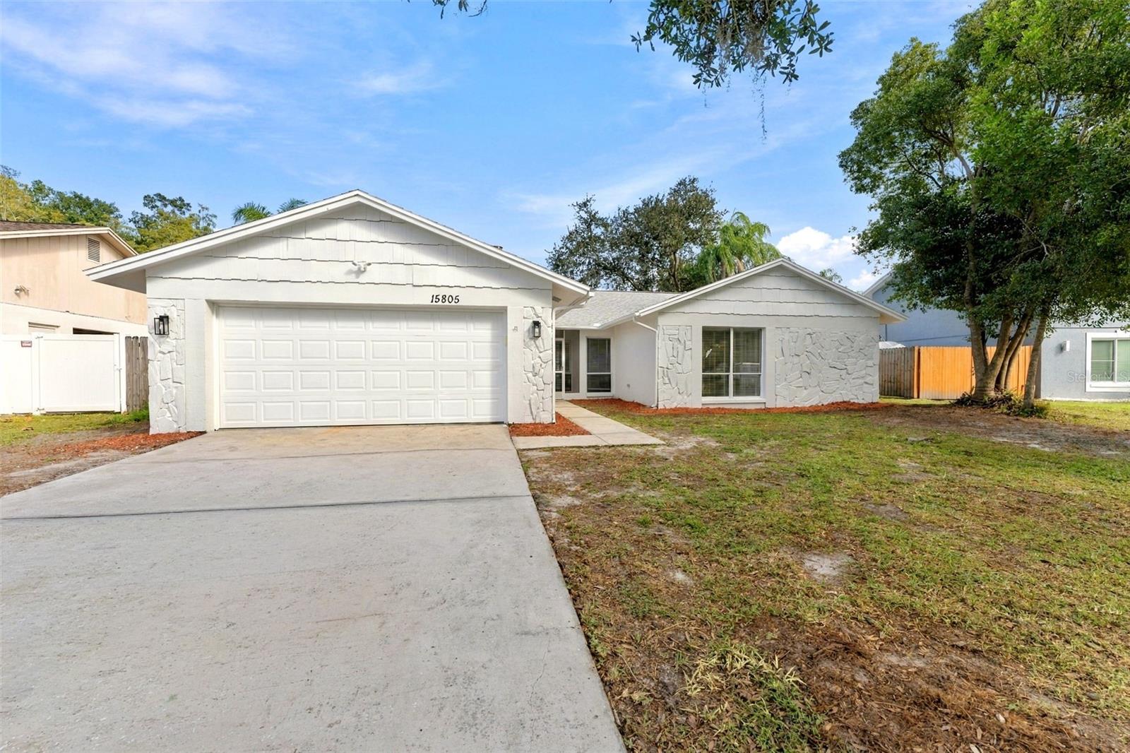 Single Family Residence at 15805 COUNTRY LAKE DR, TAMPA