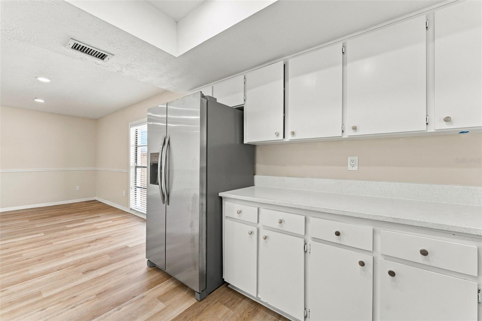 Single Family Residence at 15805 COUNTRY LAKE DR, TAMPA, photo 22 of 55